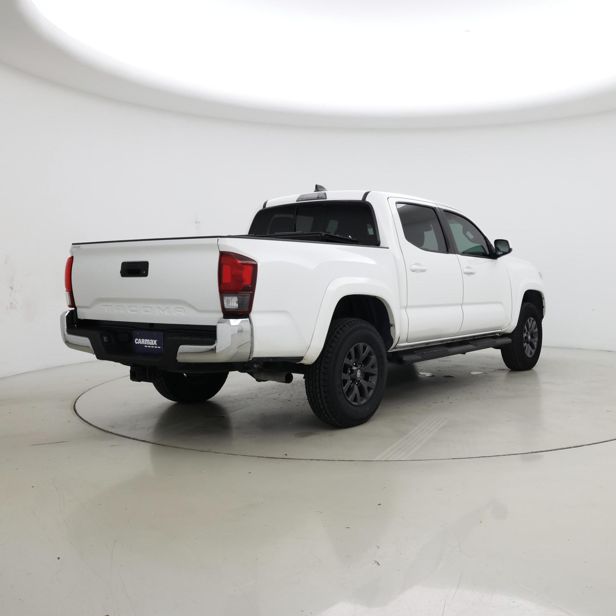 Thumbnail: 2023 Toyota Tacoma - 8
