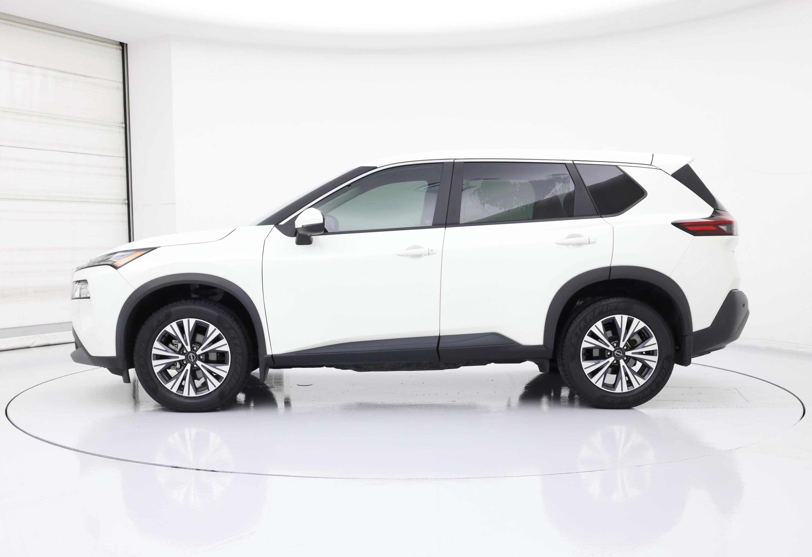 Thumbnail: 2023 Nissan Rogue - 3
