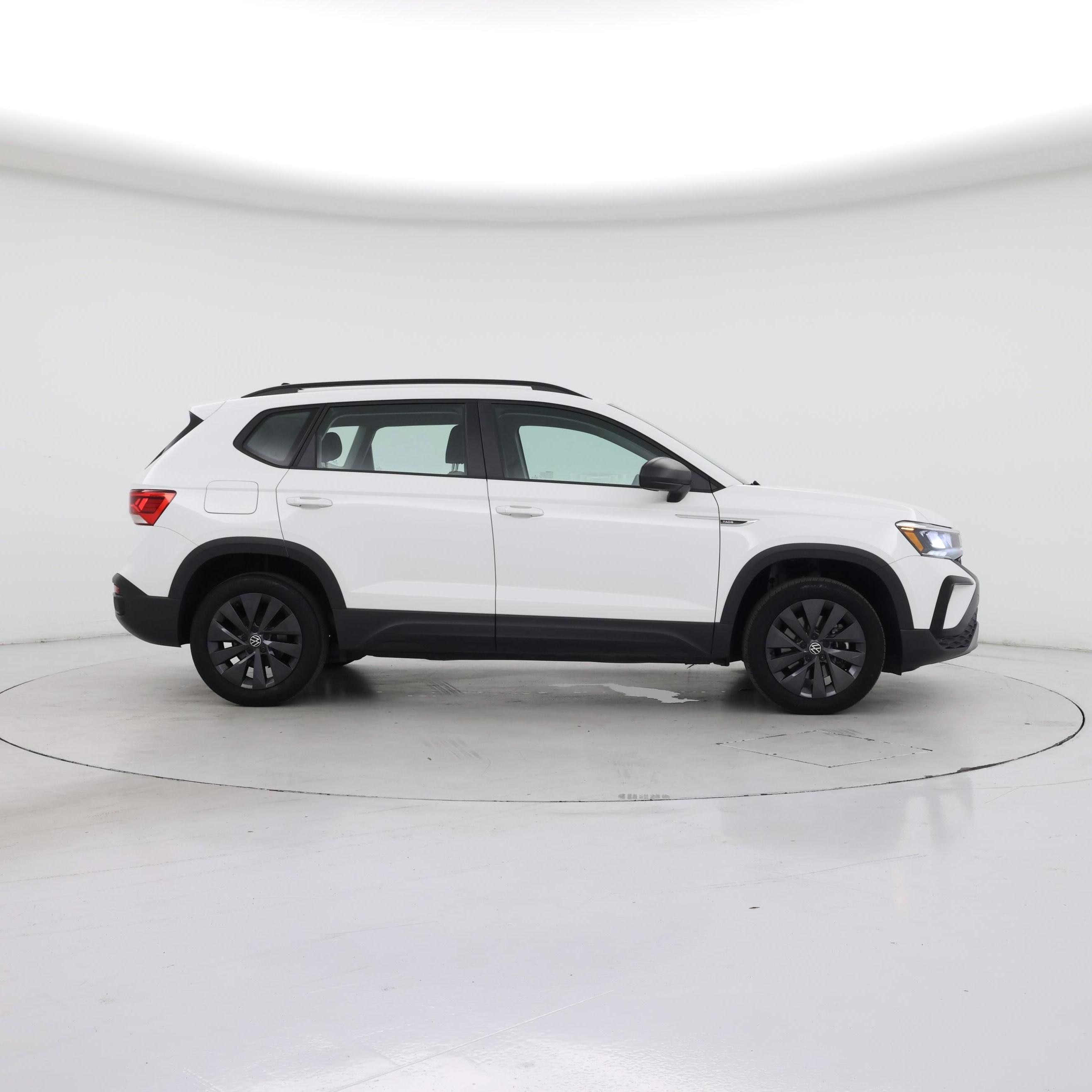 Thumbnail: 2022 Volkswagen Taos - 7