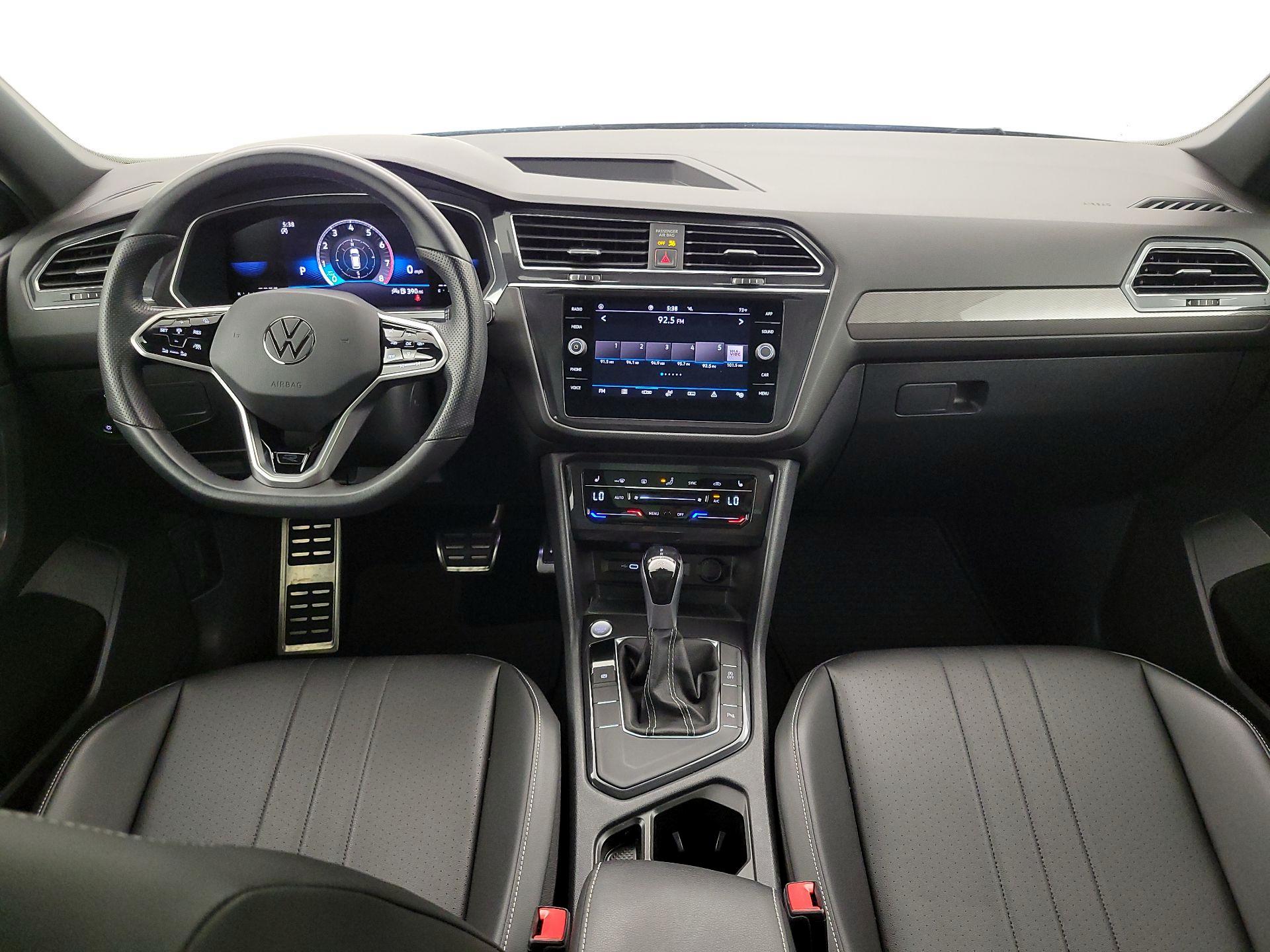 Thumbnail: 2023 Volkswagen Tiguan - 9