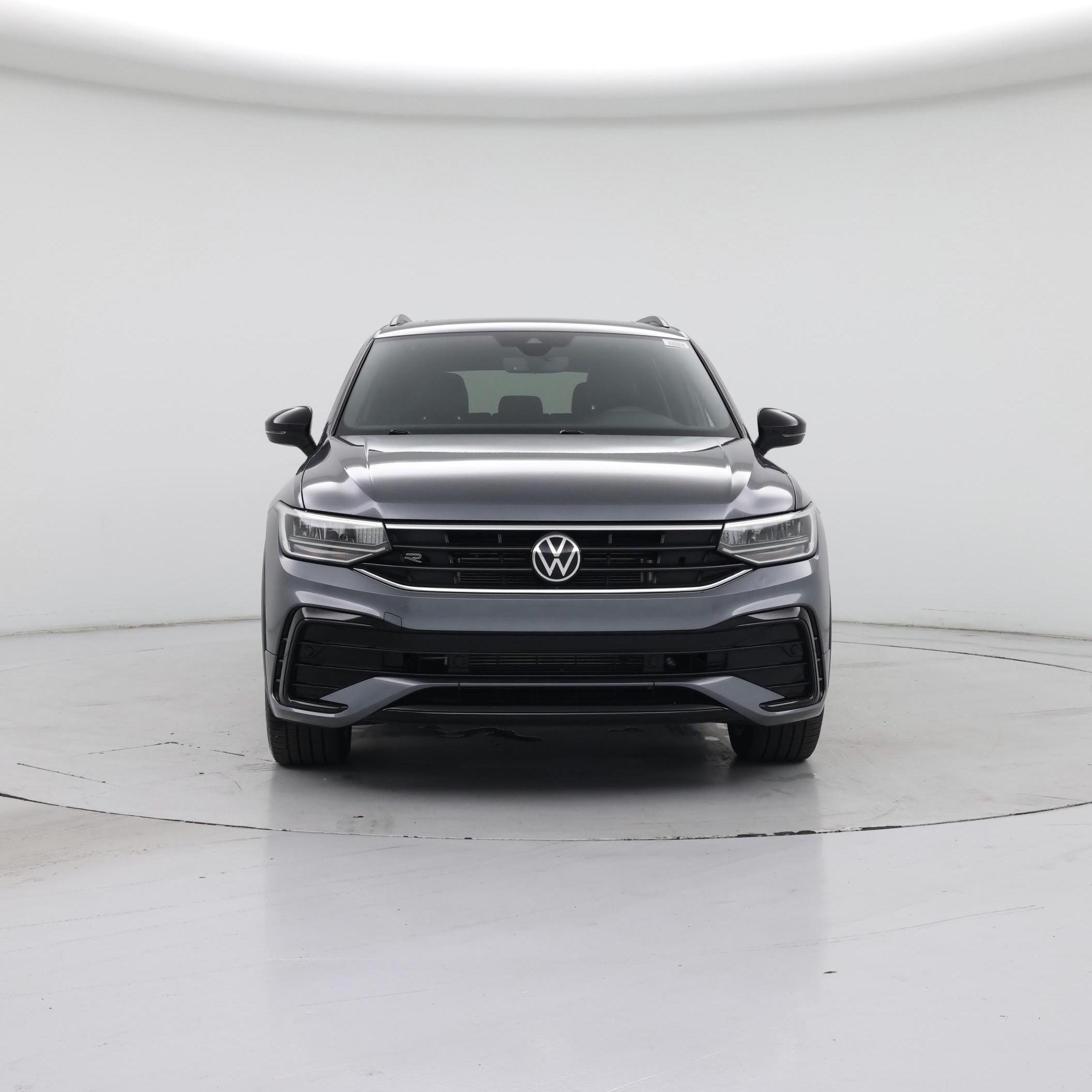 Thumbnail: 2023 Volkswagen Tiguan - 5