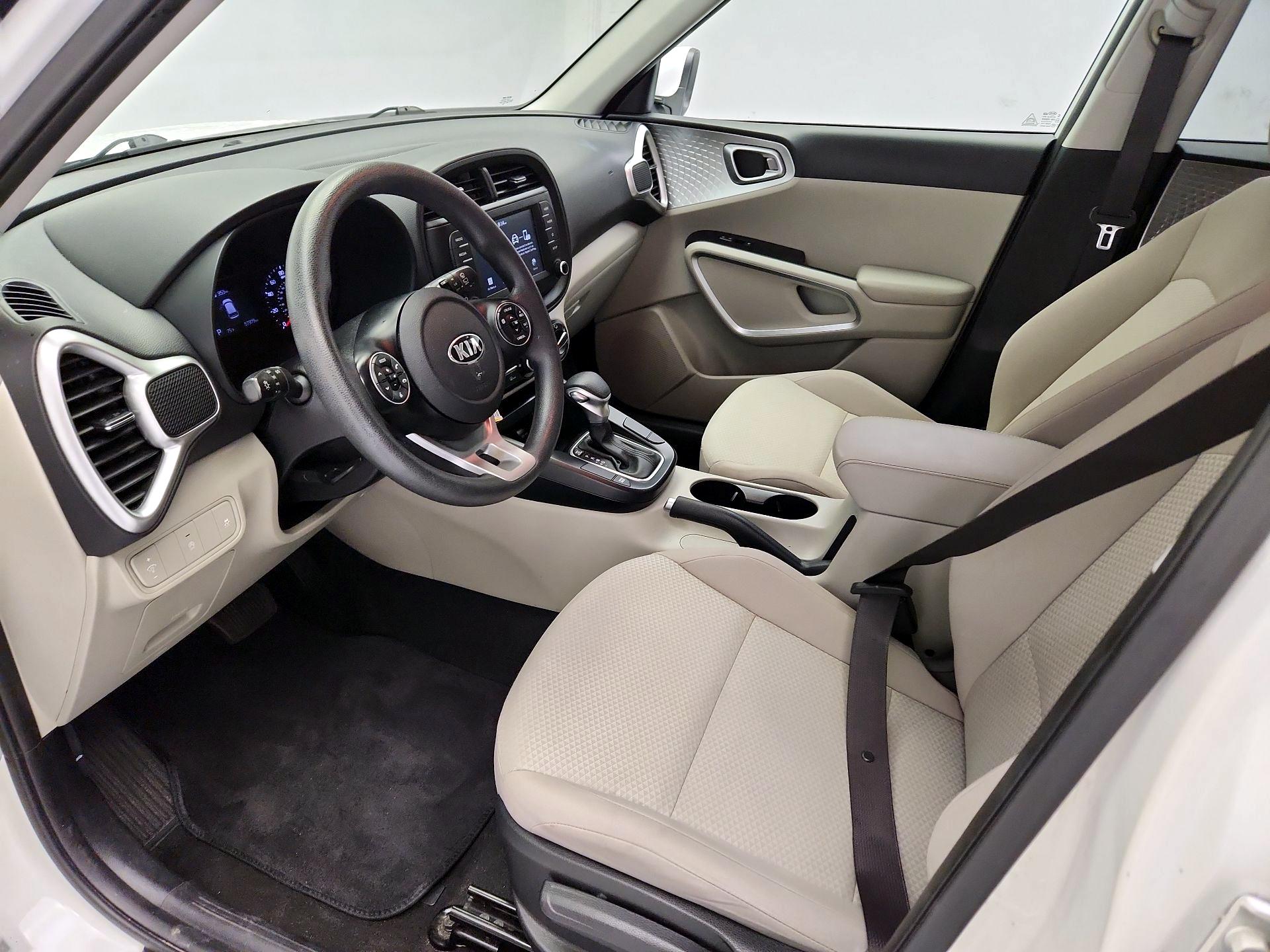 Thumbnail: 2020 Kia Soul - 11