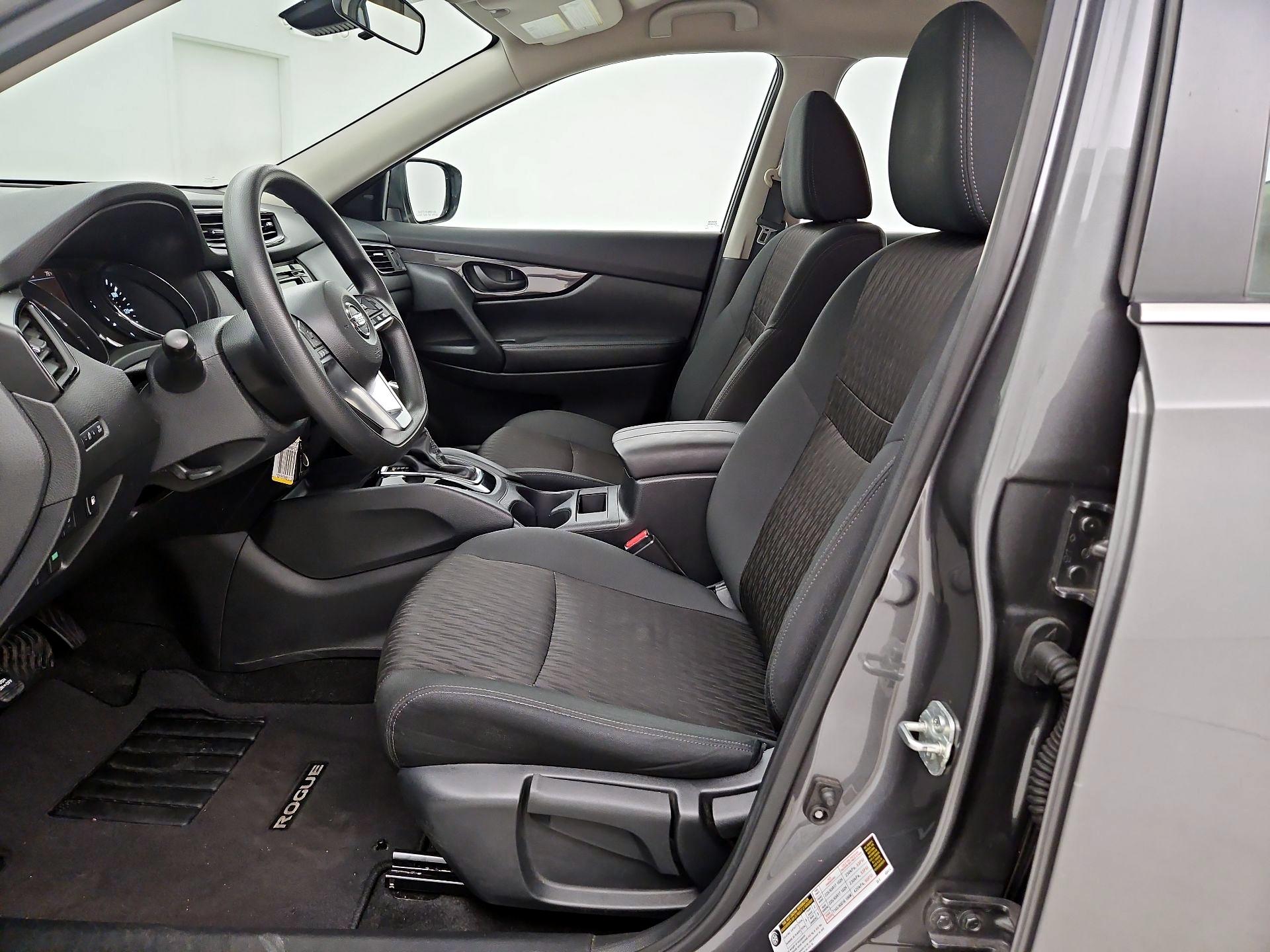 Thumbnail: 2020 Nissan Rogue - 11