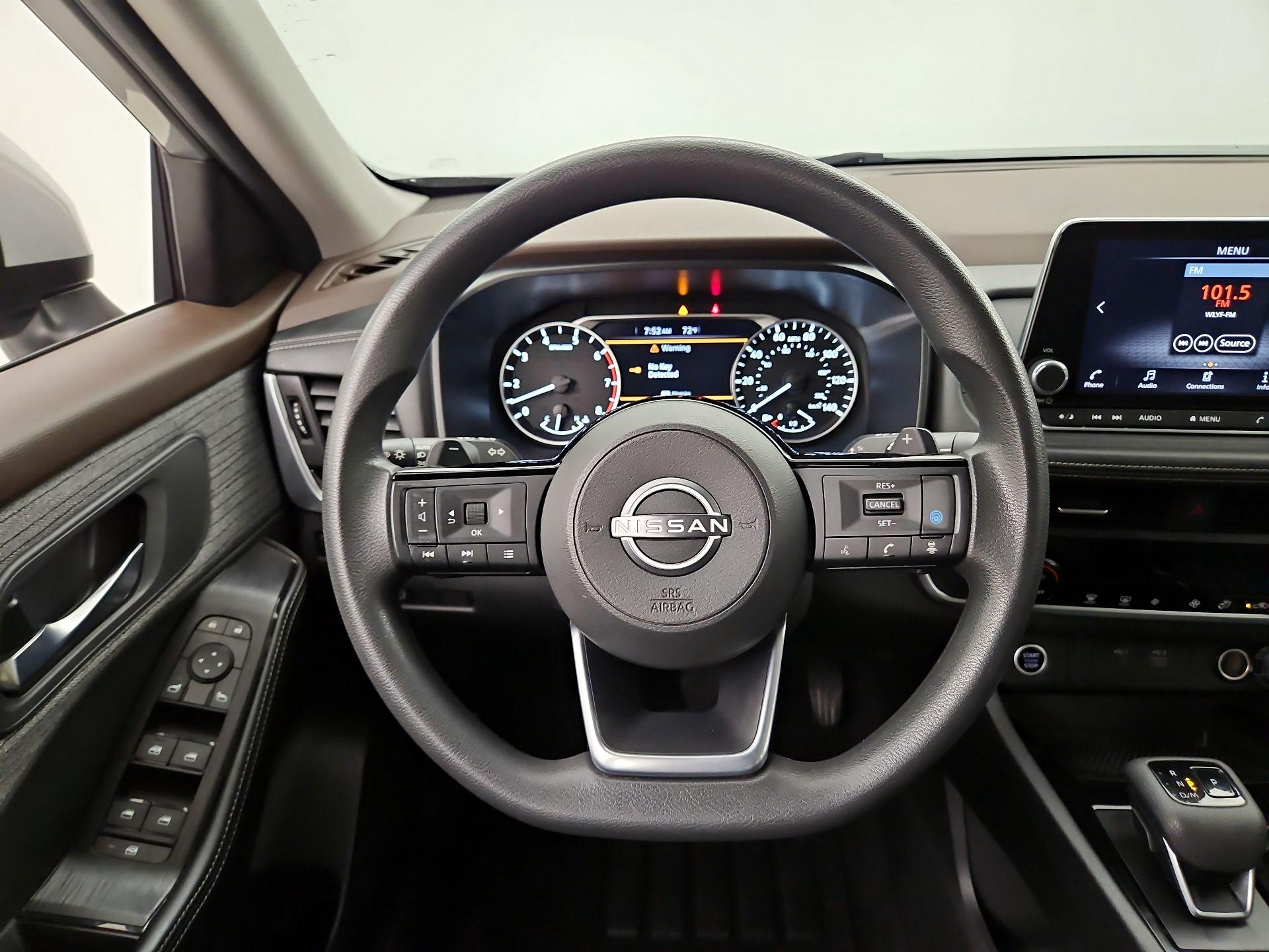 Thumbnail: 2023 Nissan Rogue - 10