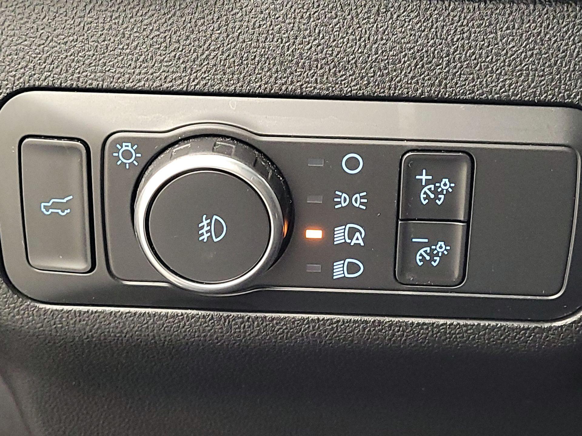 Thumbnail: 2021 Ford Bronco Sport - 13