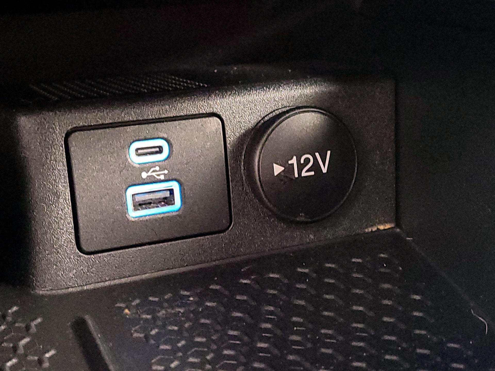 Thumbnail: 2021 Ford Bronco Sport - 18