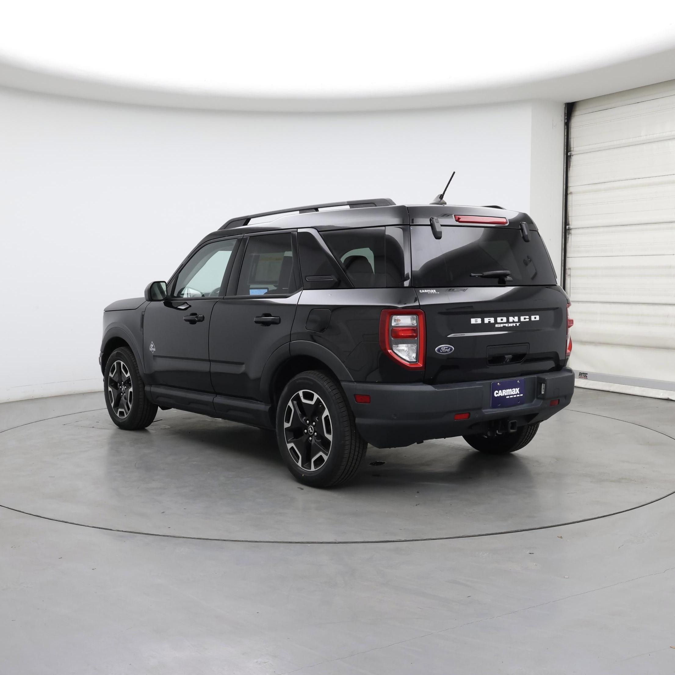 Thumbnail: 2021 Ford Bronco Sport - 2