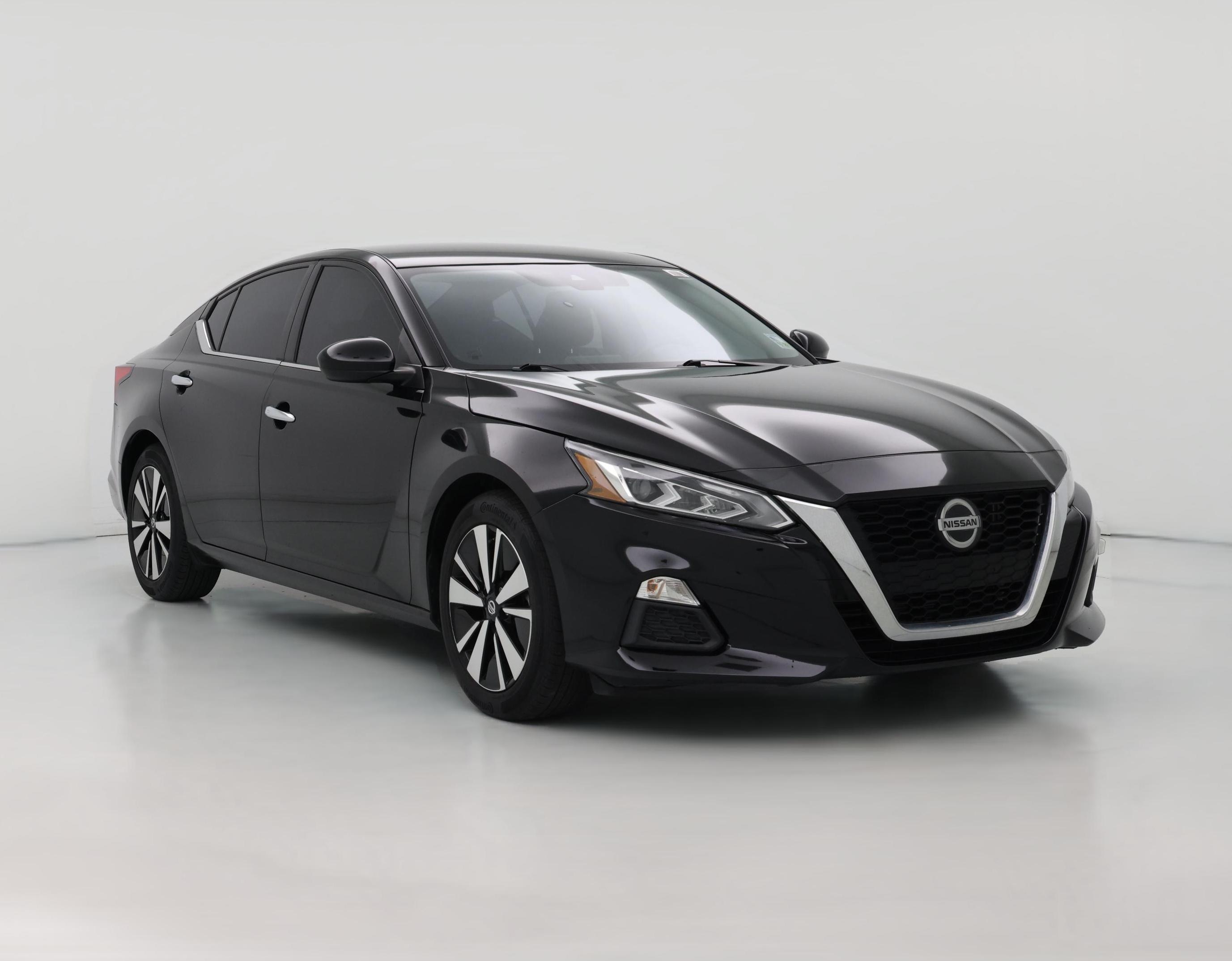Thumbnail: 2022 Nissan Altima - 1