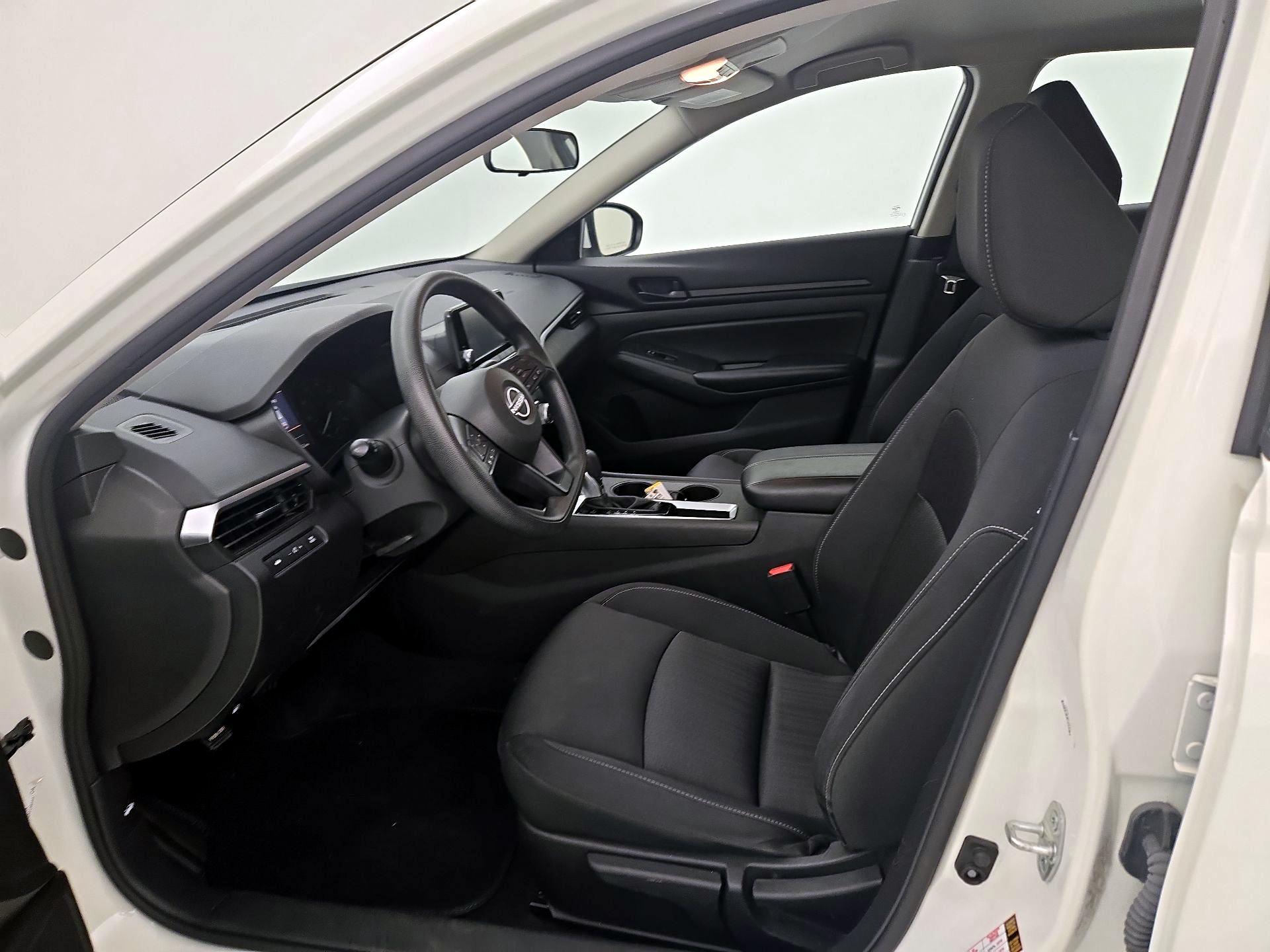 Thumbnail: 2023 Nissan Altima - 11