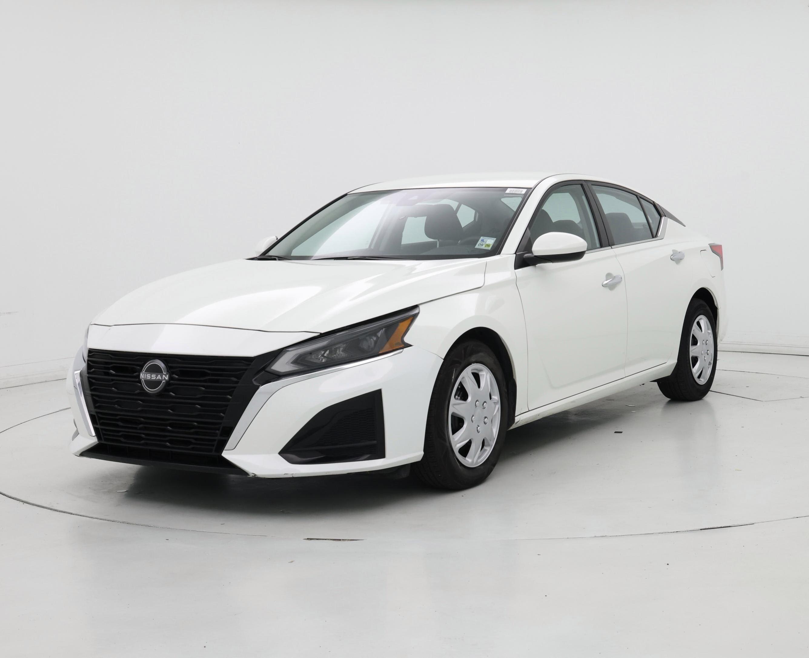 Thumbnail: 2023 Nissan Altima - 4