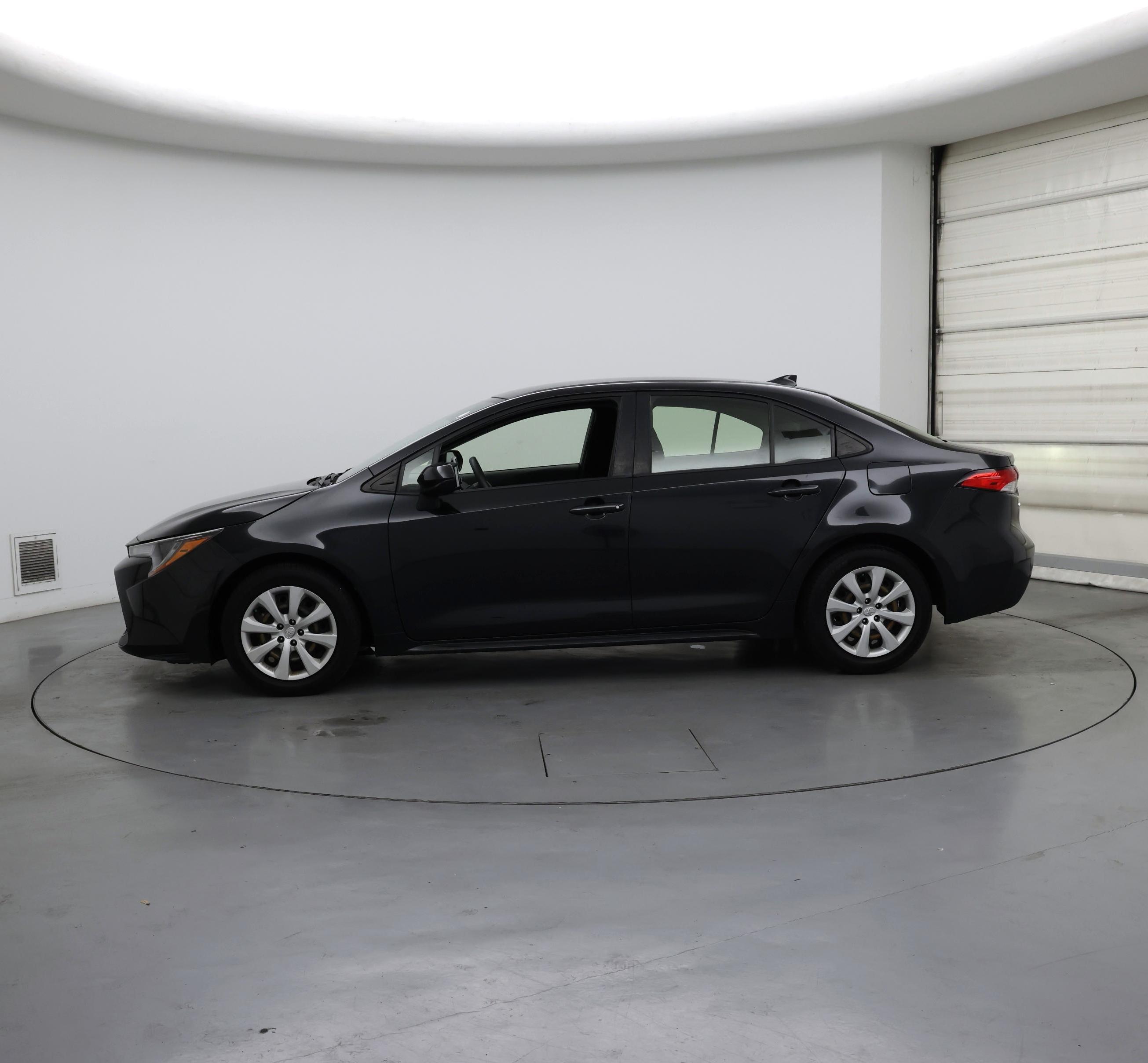Thumbnail: 2021 Toyota Corolla - 3