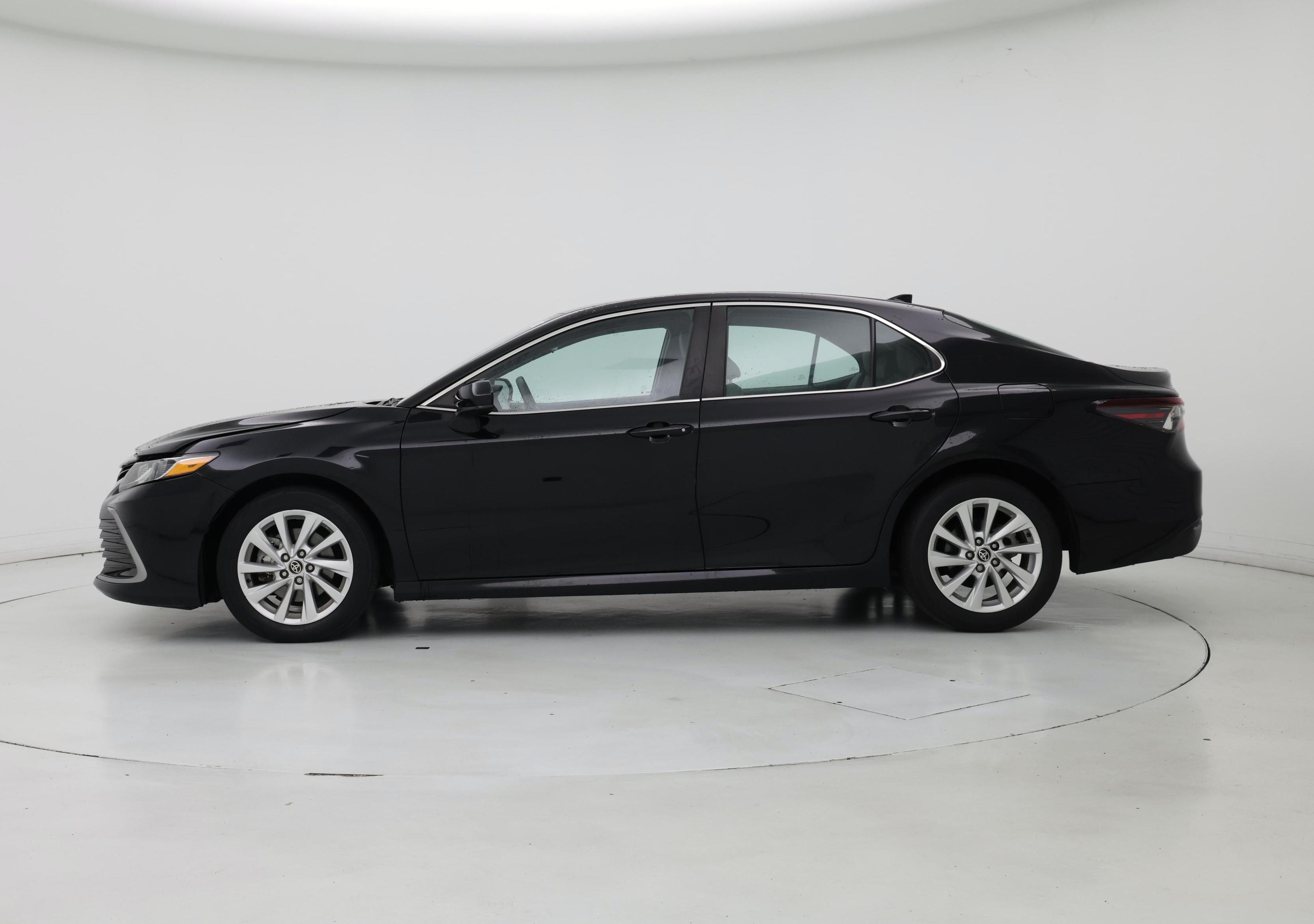 Thumbnail: 2023 Toyota Camry - 3