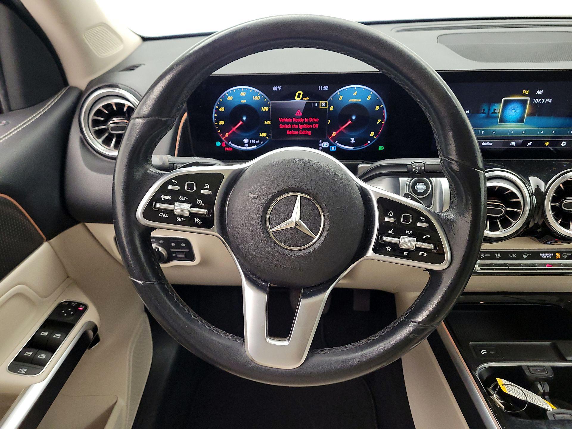 Thumbnail: 2022 Mercedes-Benz GLB - 10