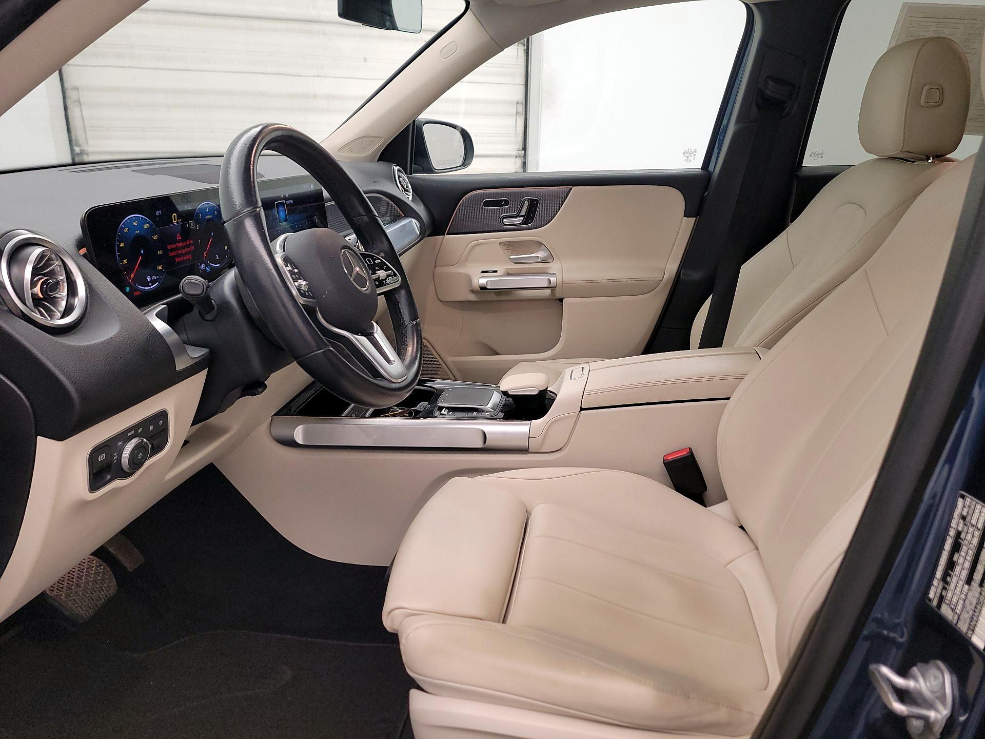 Thumbnail: 2022 Mercedes-Benz GLB - 11