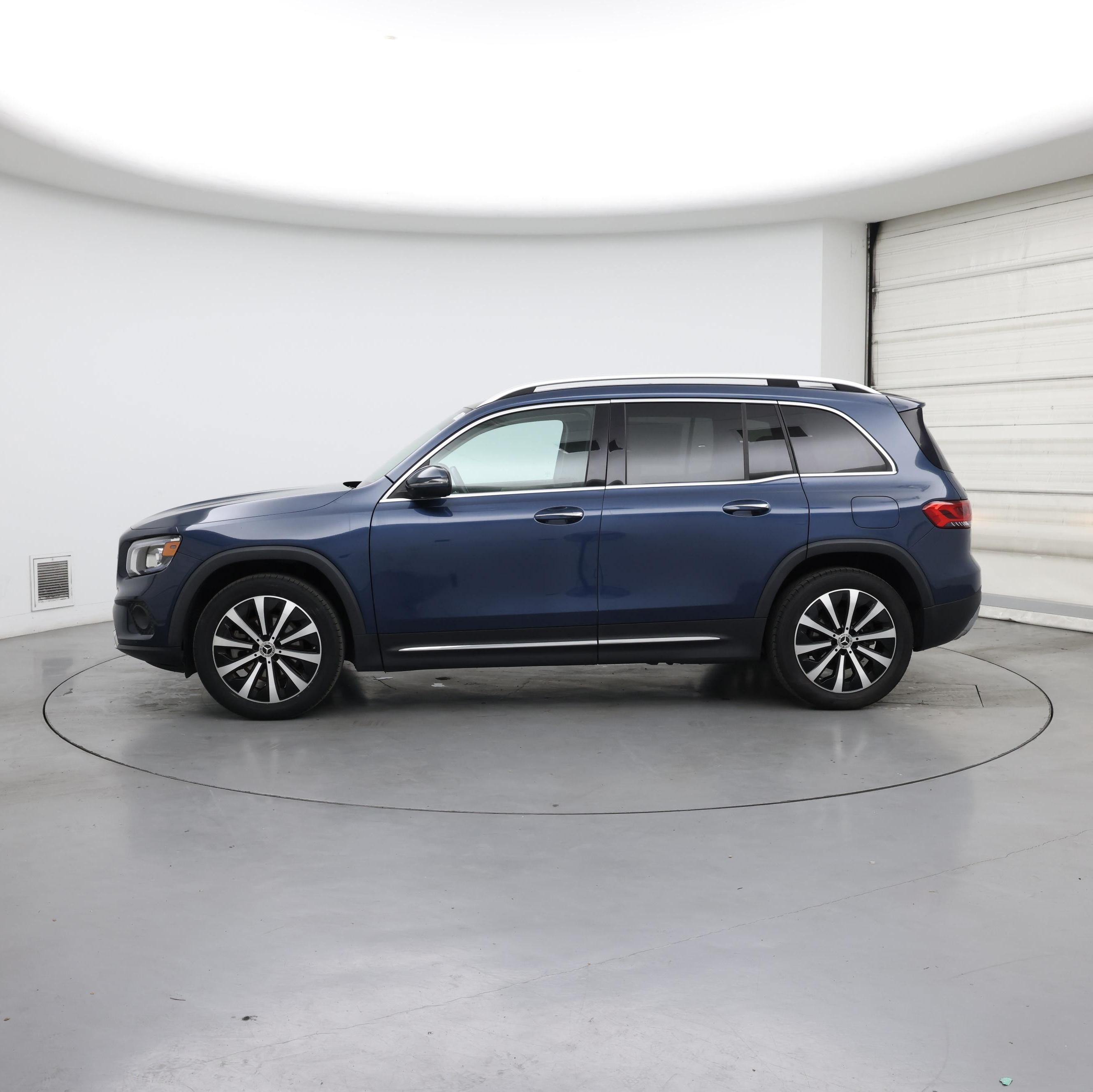 Thumbnail: 2022 Mercedes-Benz GLB - 3