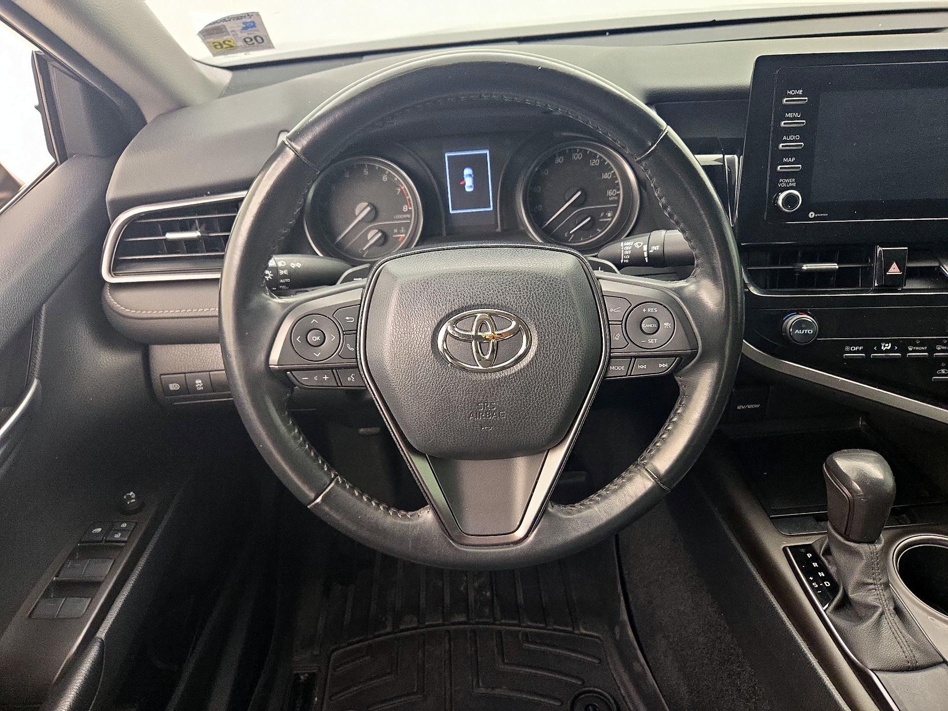 Thumbnail: 2021 Toyota Camry - 10