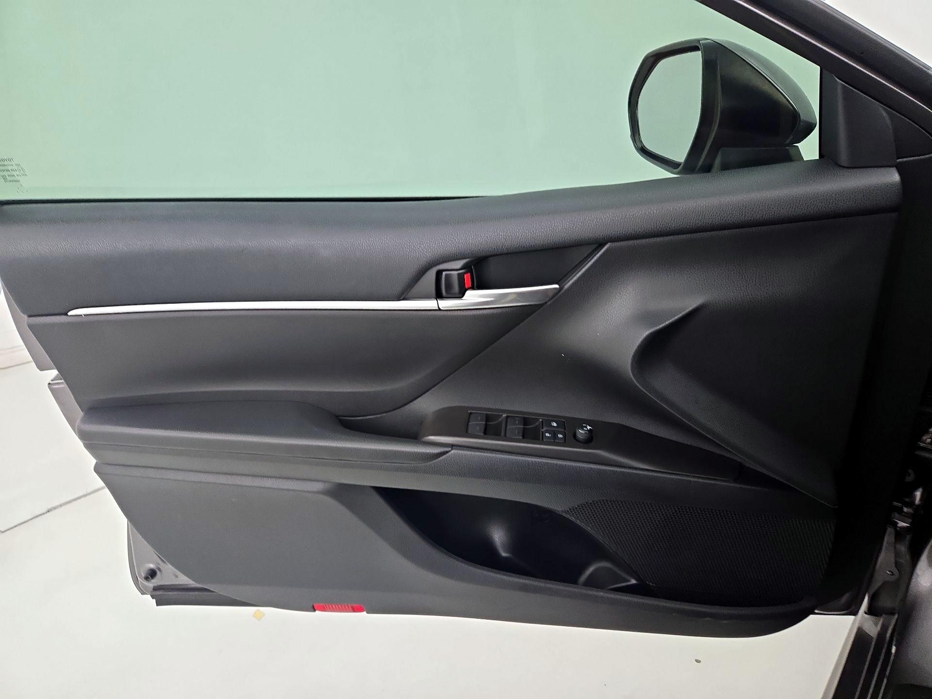 Thumbnail: 2021 Toyota Camry - 12