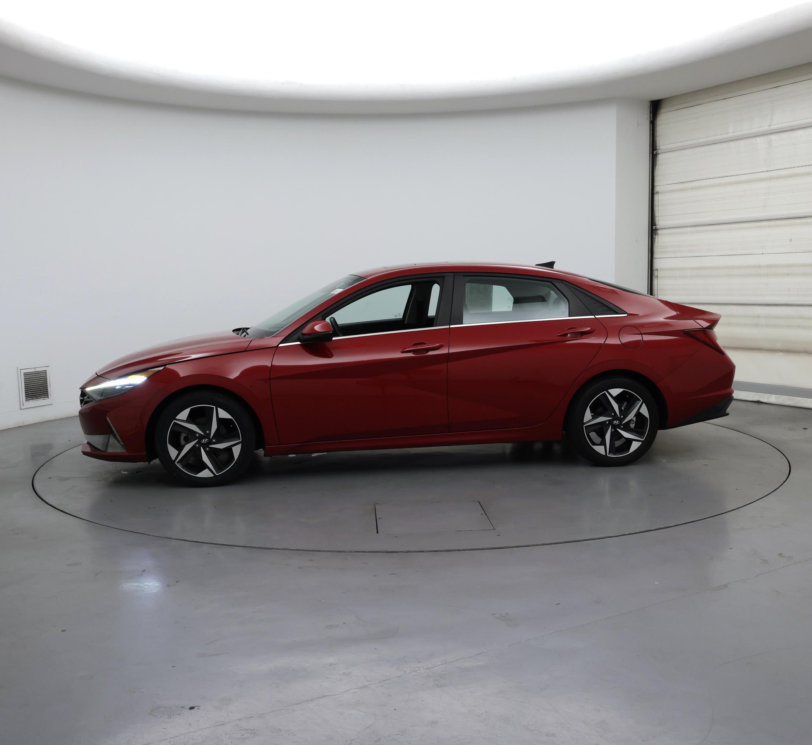Thumbnail: 2022 Hyundai Elantra - 3