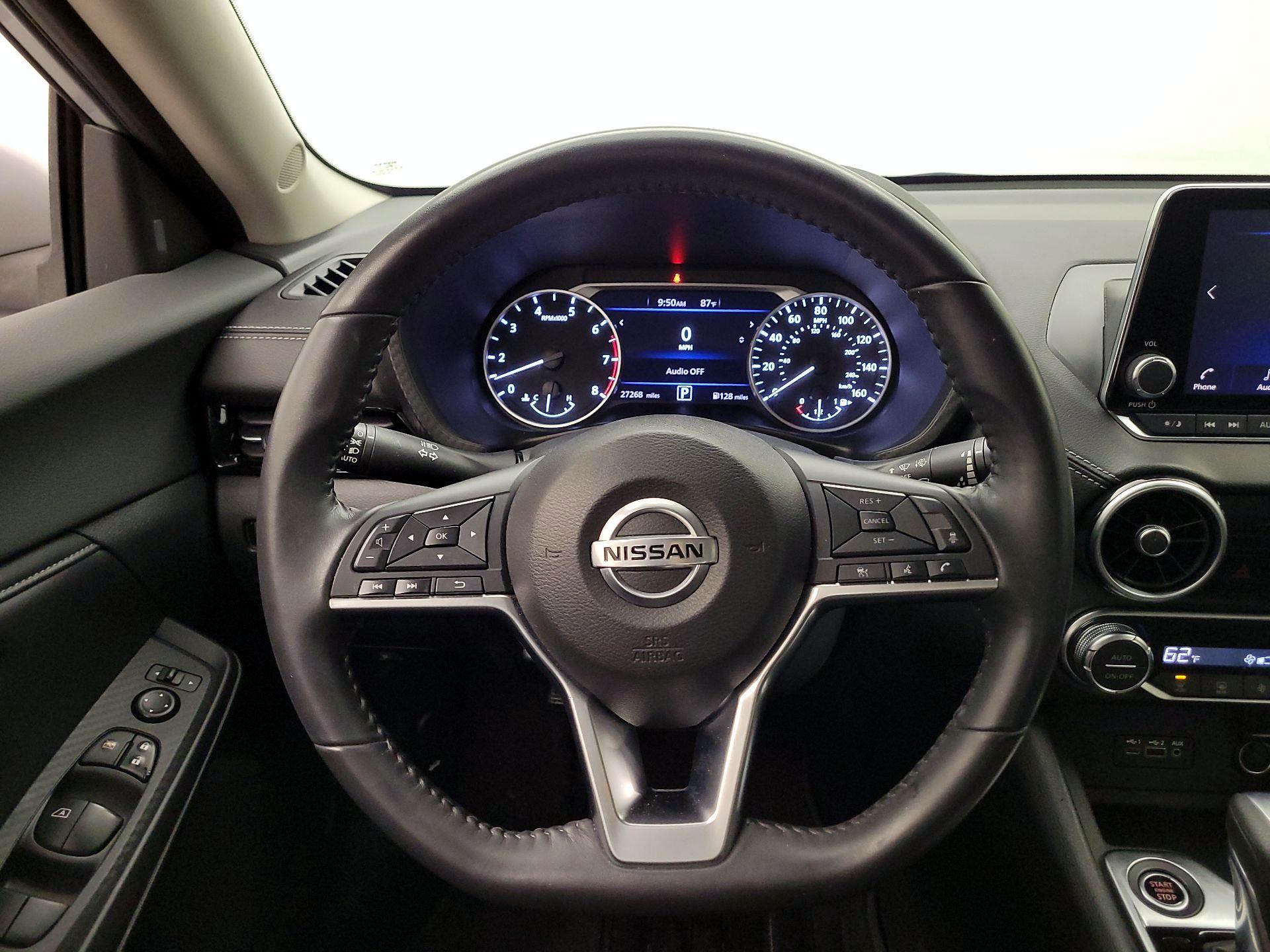 Thumbnail: 2020 Nissan Sentra - 10