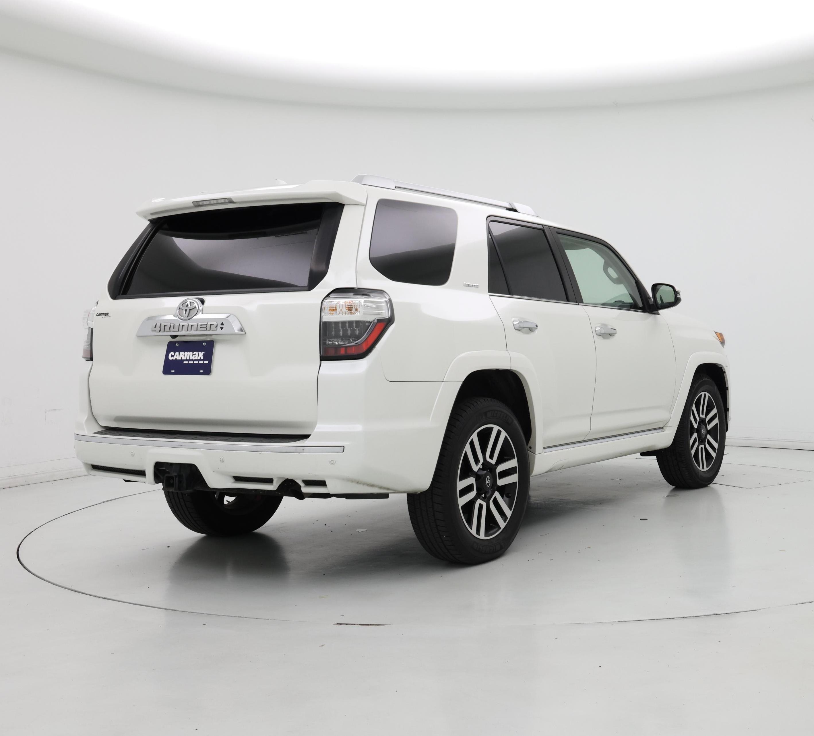Thumbnail: 2022 Toyota 4Runner - 8