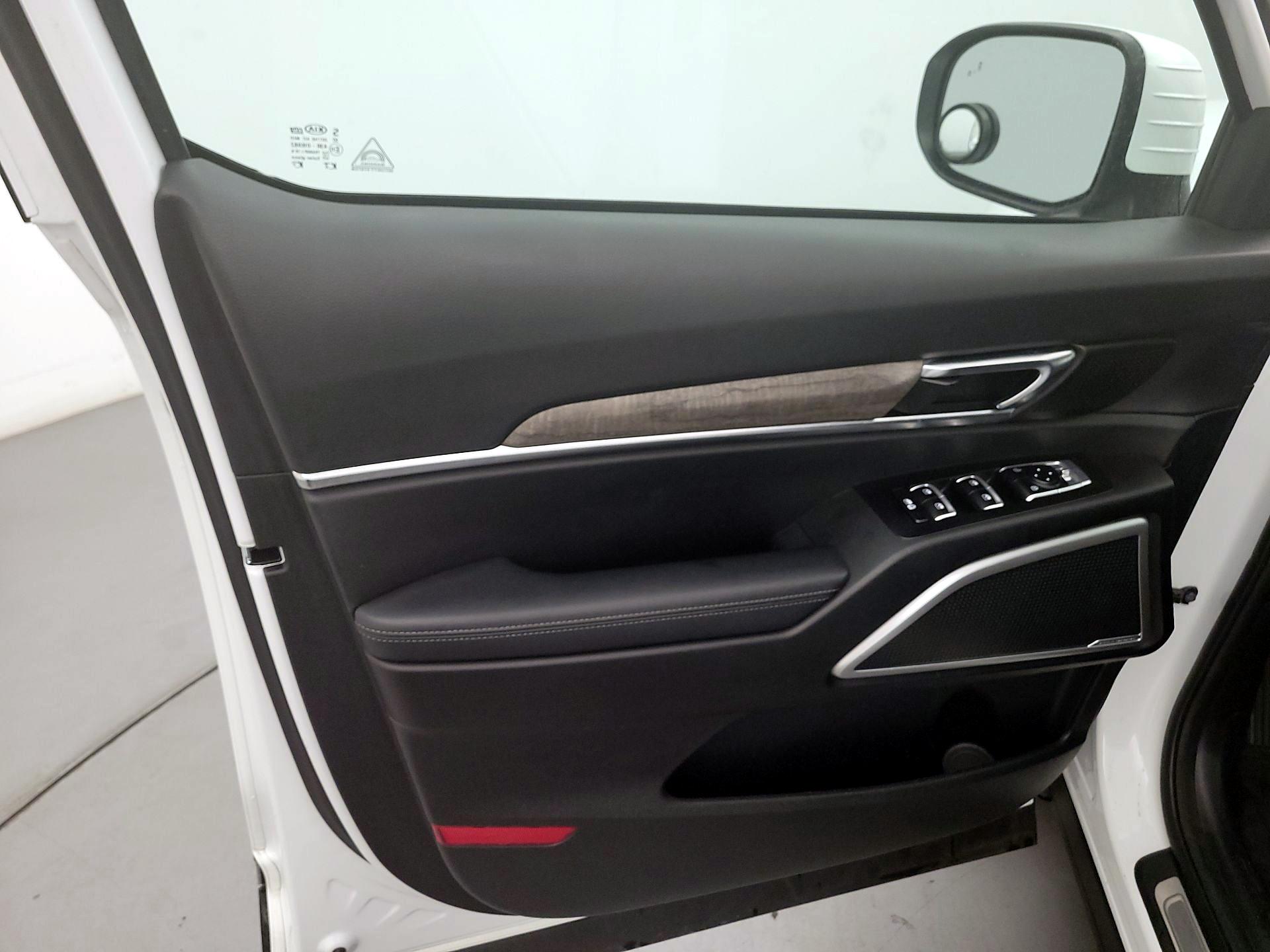 Thumbnail: 2020 Kia Telluride - 12