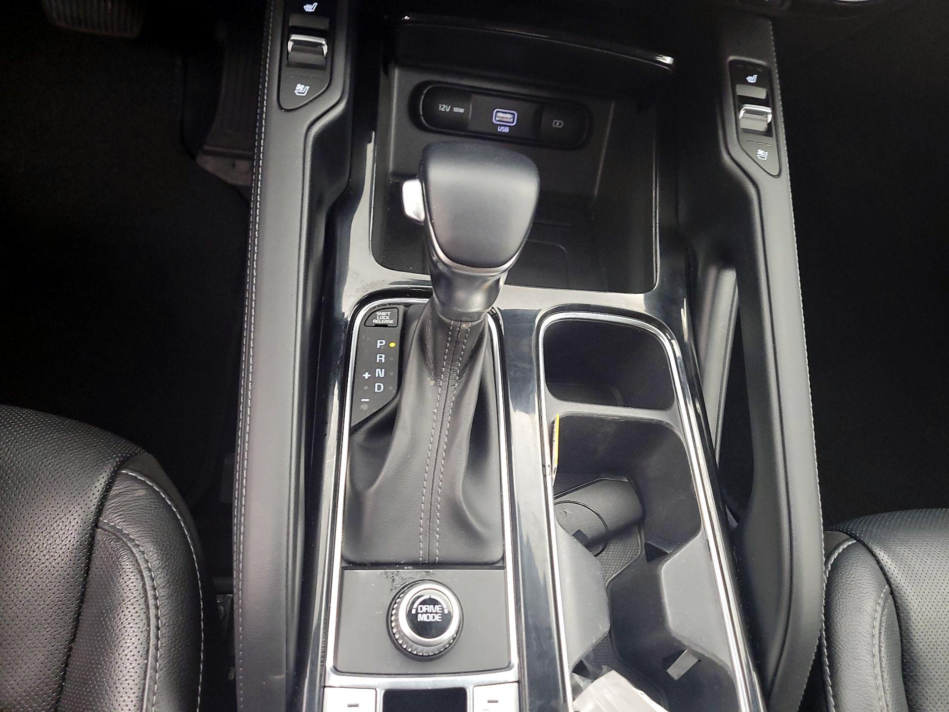 Thumbnail: 2020 Kia Telluride - 17