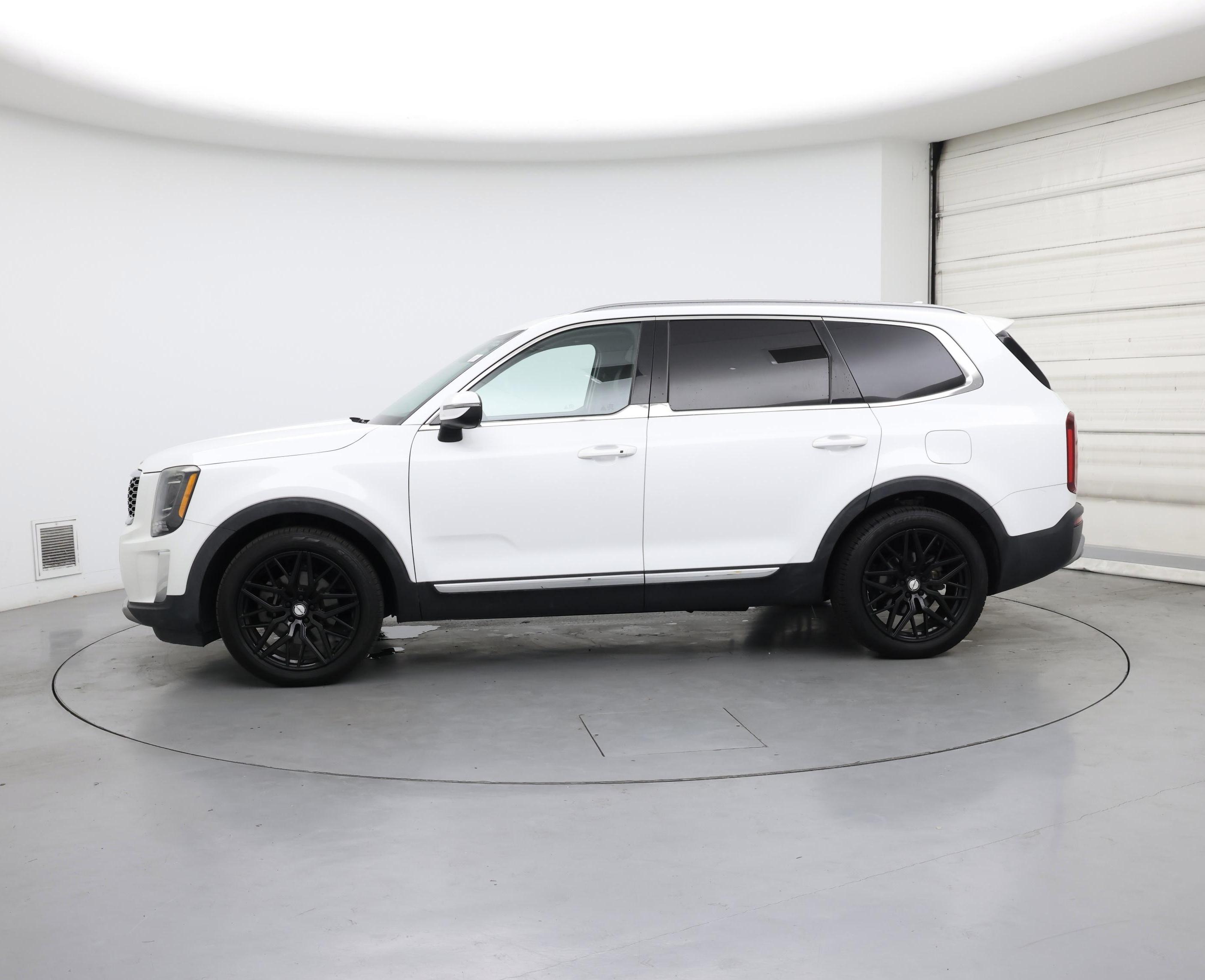 Thumbnail: 2020 Kia Telluride - 3