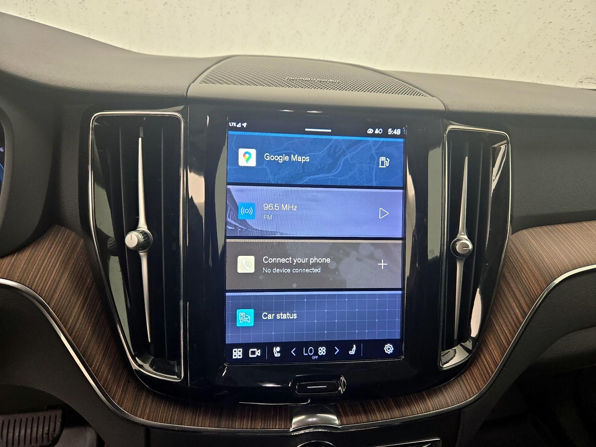 Thumbnail: 2023 Volvo XC60 - 16