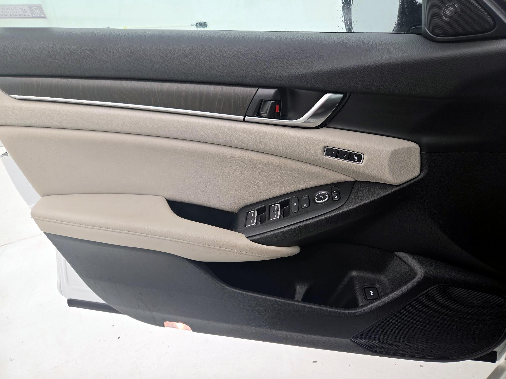 Thumbnail: 2022 Honda Accord - 12