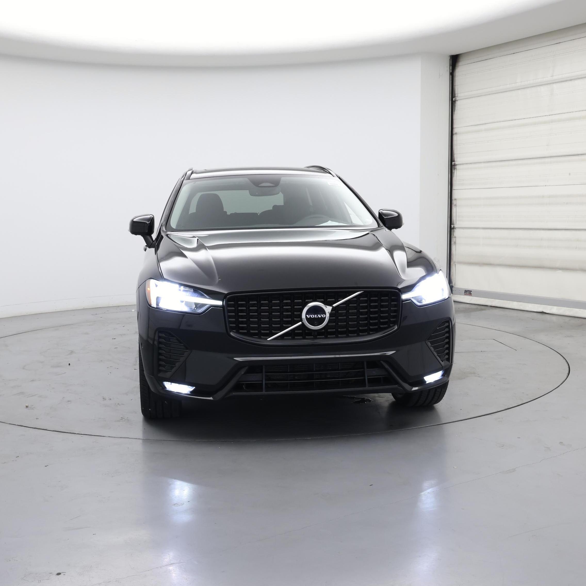 Thumbnail: 2023 Volvo XC60 - 5