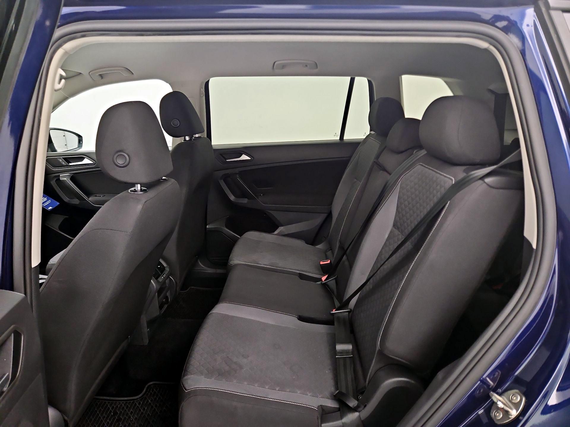 Thumbnail: 2021 Volkswagen Tiguan - 19