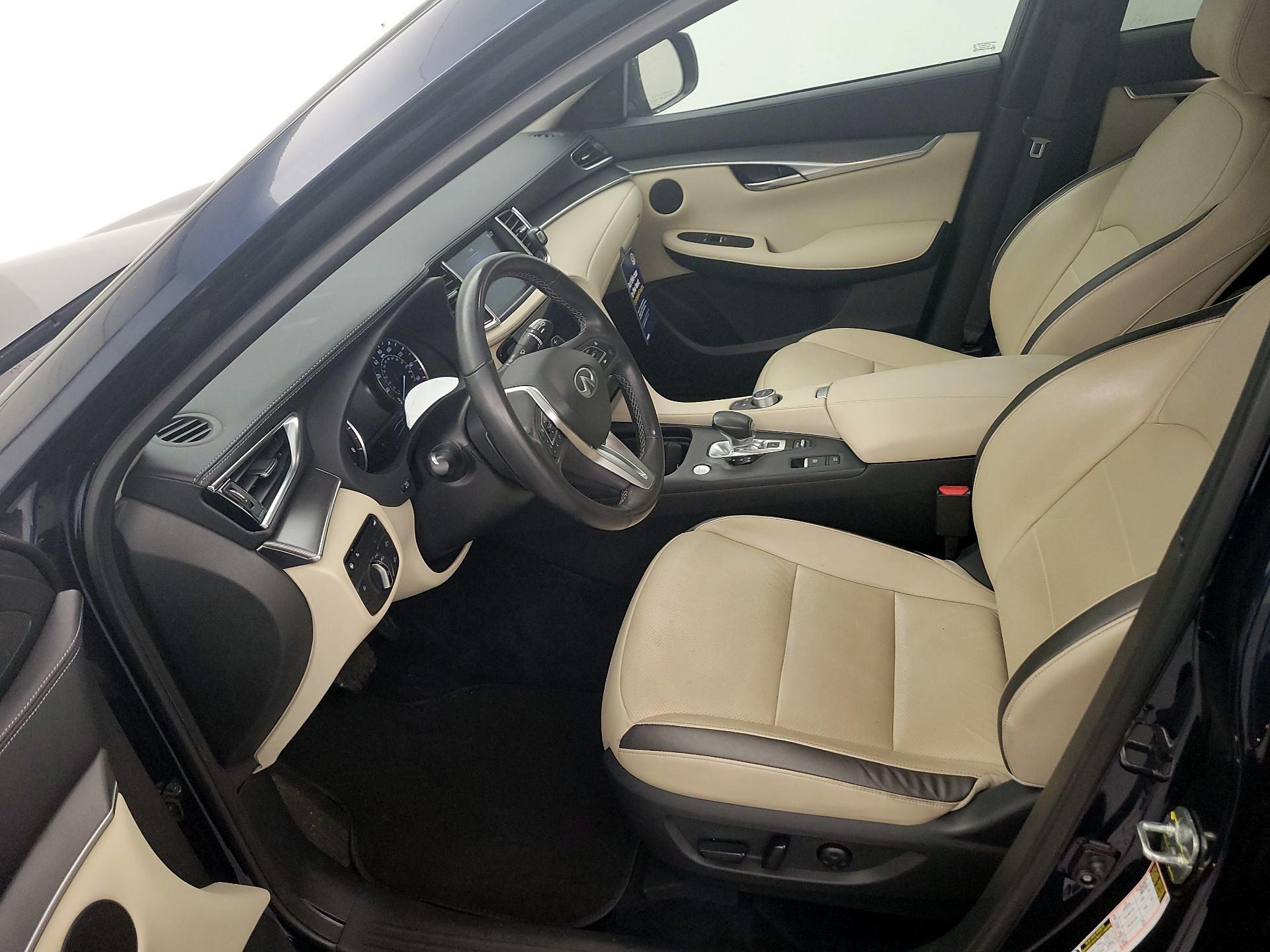 Thumbnail: 2022 INFINITI QX50 - 11
