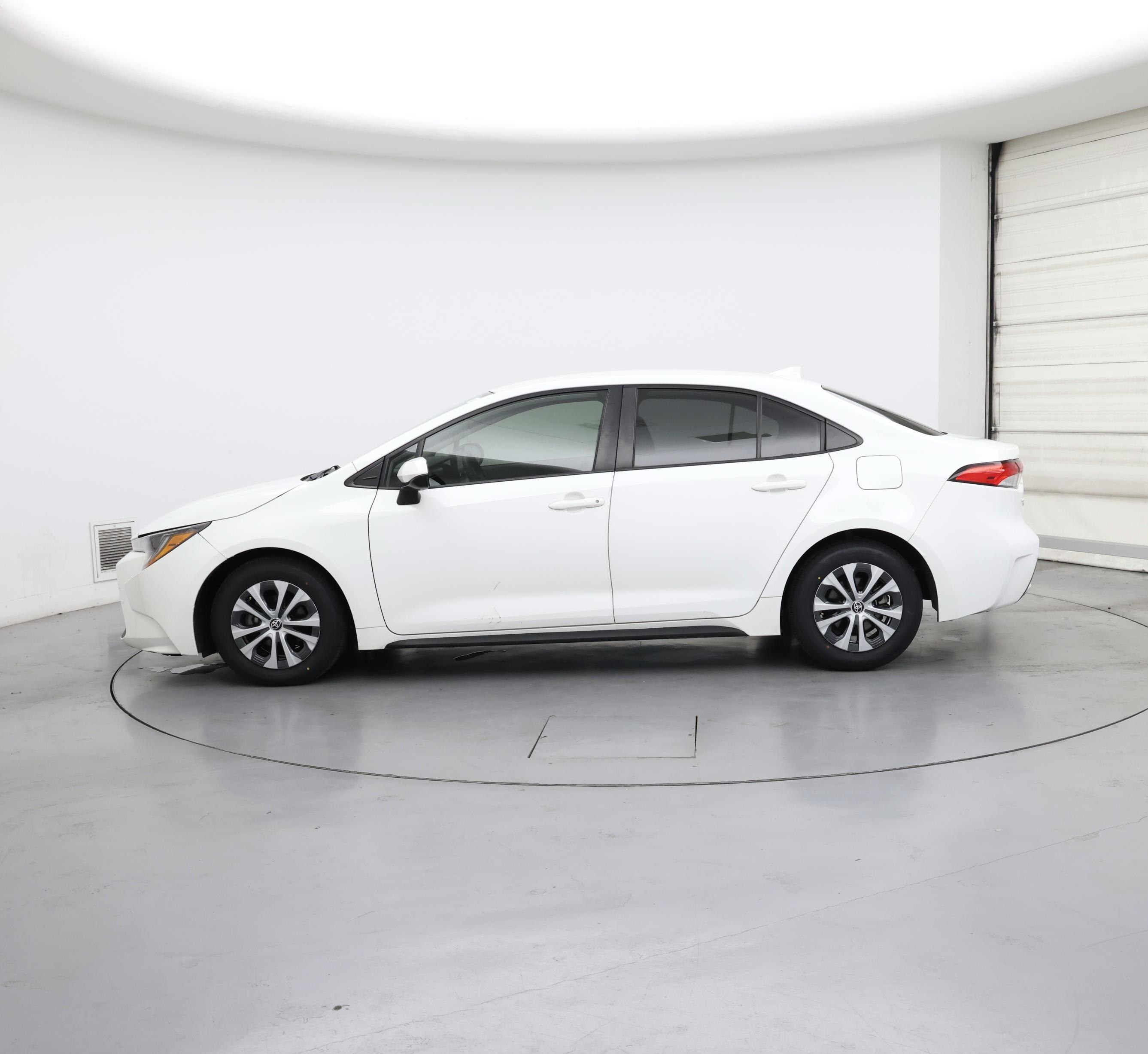 Thumbnail: 2022 Toyota Corolla - 3