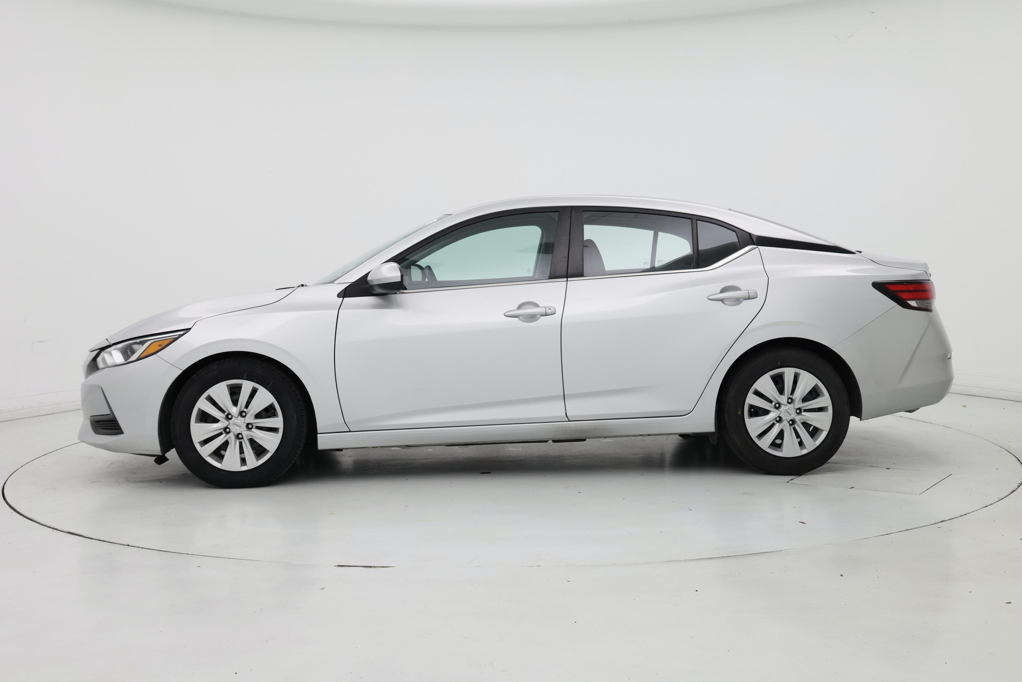 Thumbnail: 2022 Nissan Sentra - 3
