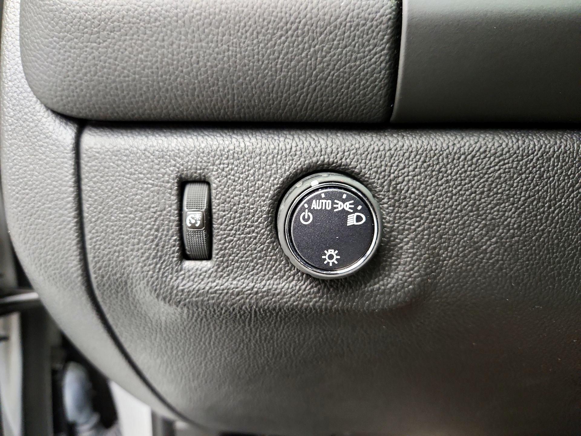 Thumbnail: 2019 Chevrolet Colorado - 13