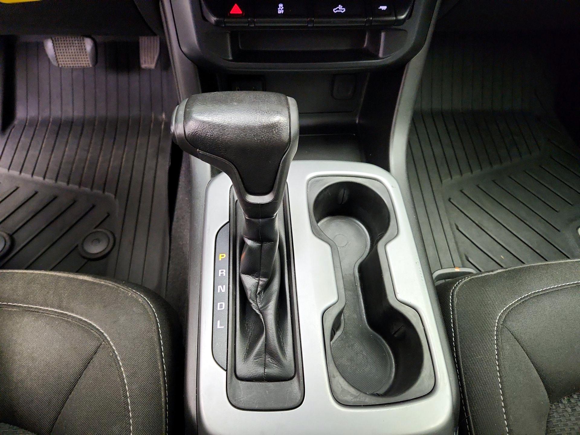 Thumbnail: 2019 Chevrolet Colorado - 17