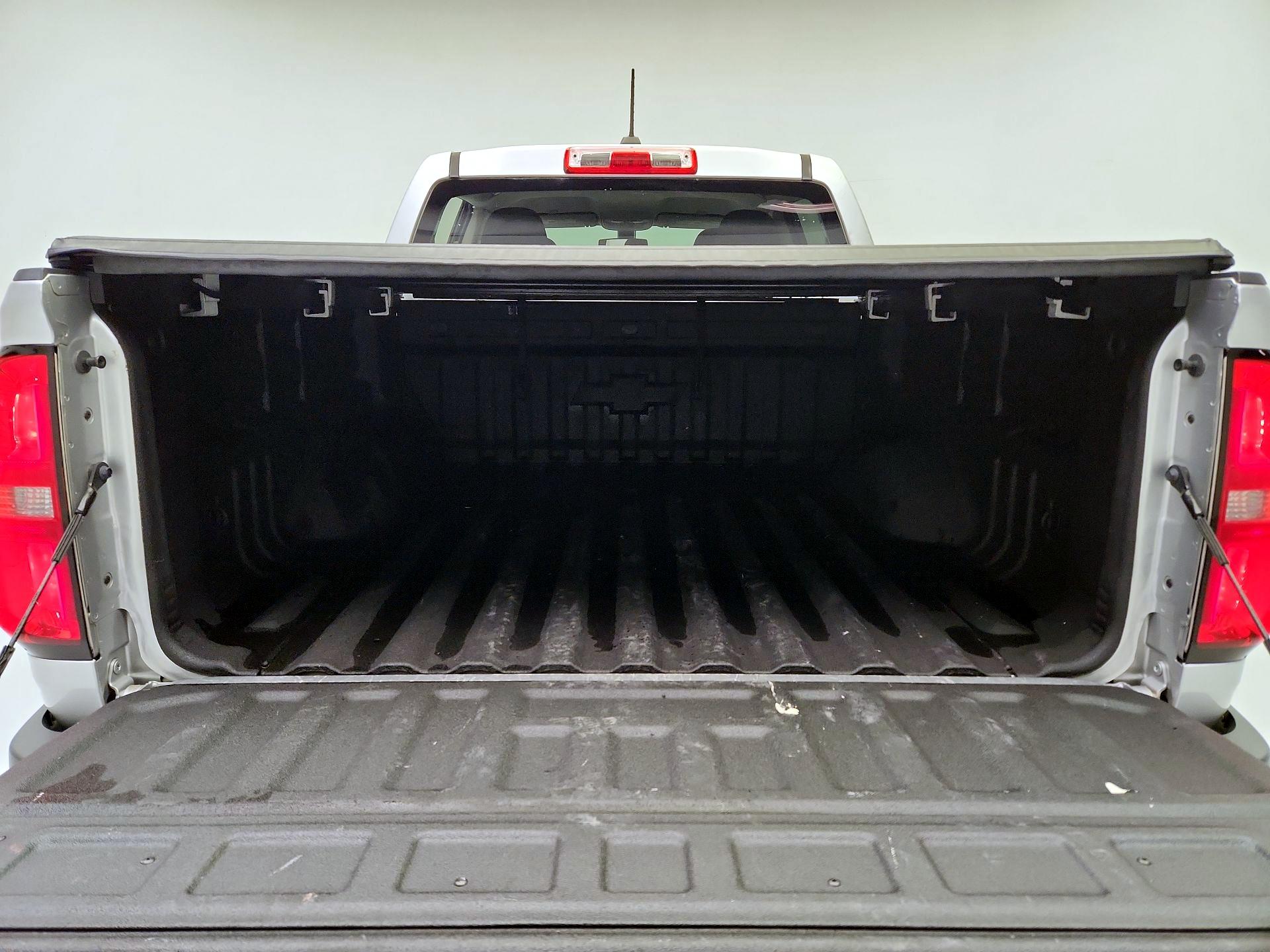 Thumbnail: 2019 Chevrolet Colorado - 20
