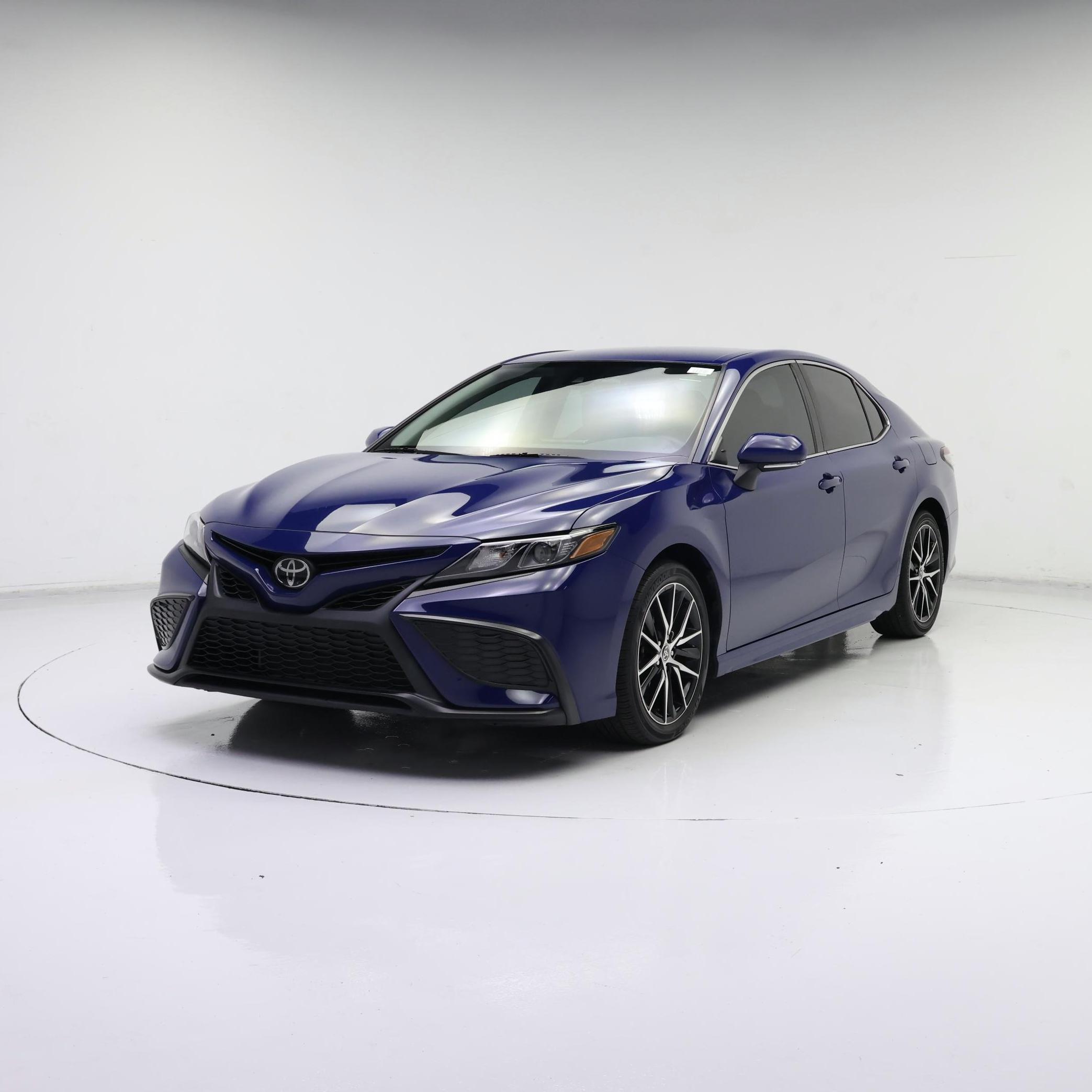 Thumbnail: 2023 Toyota Camry - 4