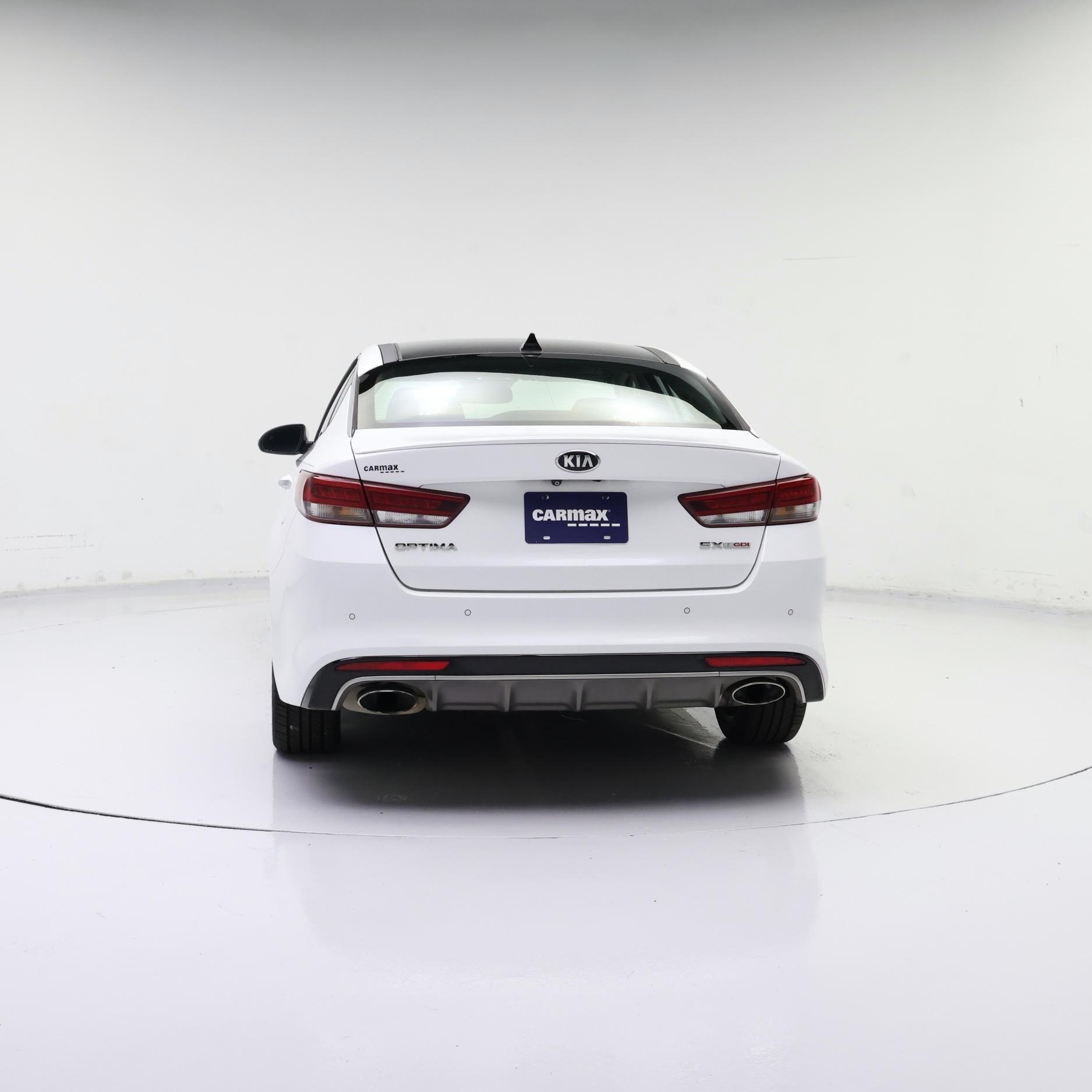 Thumbnail: 2017 Kia Optima - 6