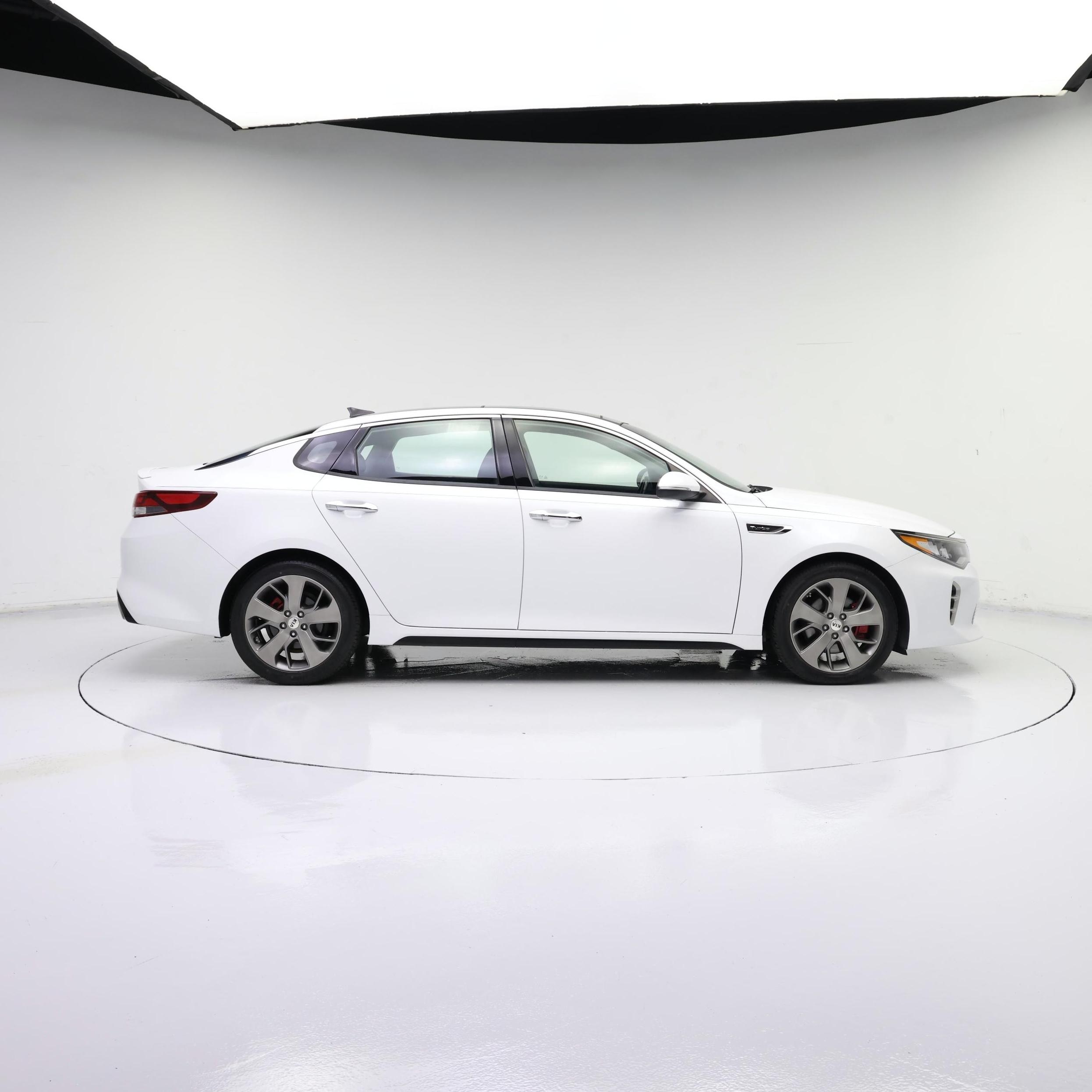 Thumbnail: 2017 Kia Optima - 7