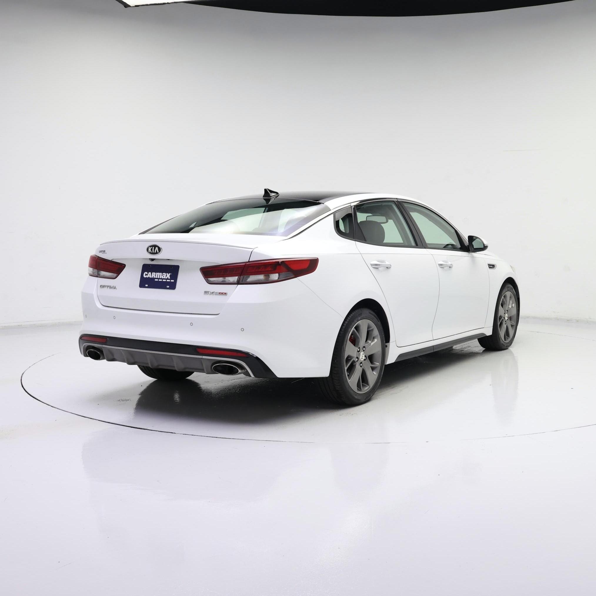 Thumbnail: 2017 Kia Optima - 8