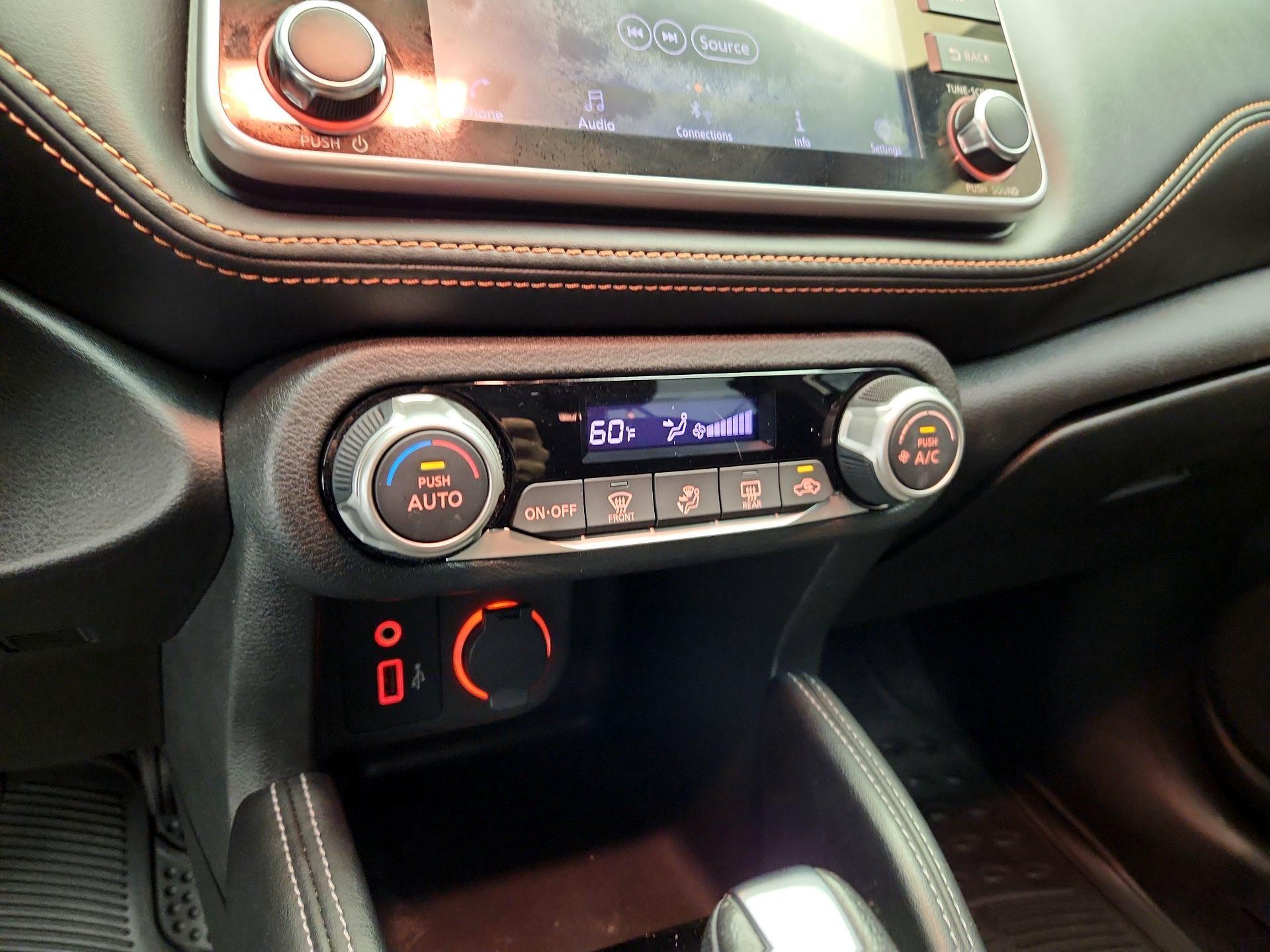 Thumbnail: 2019 Nissan Kicks - 16