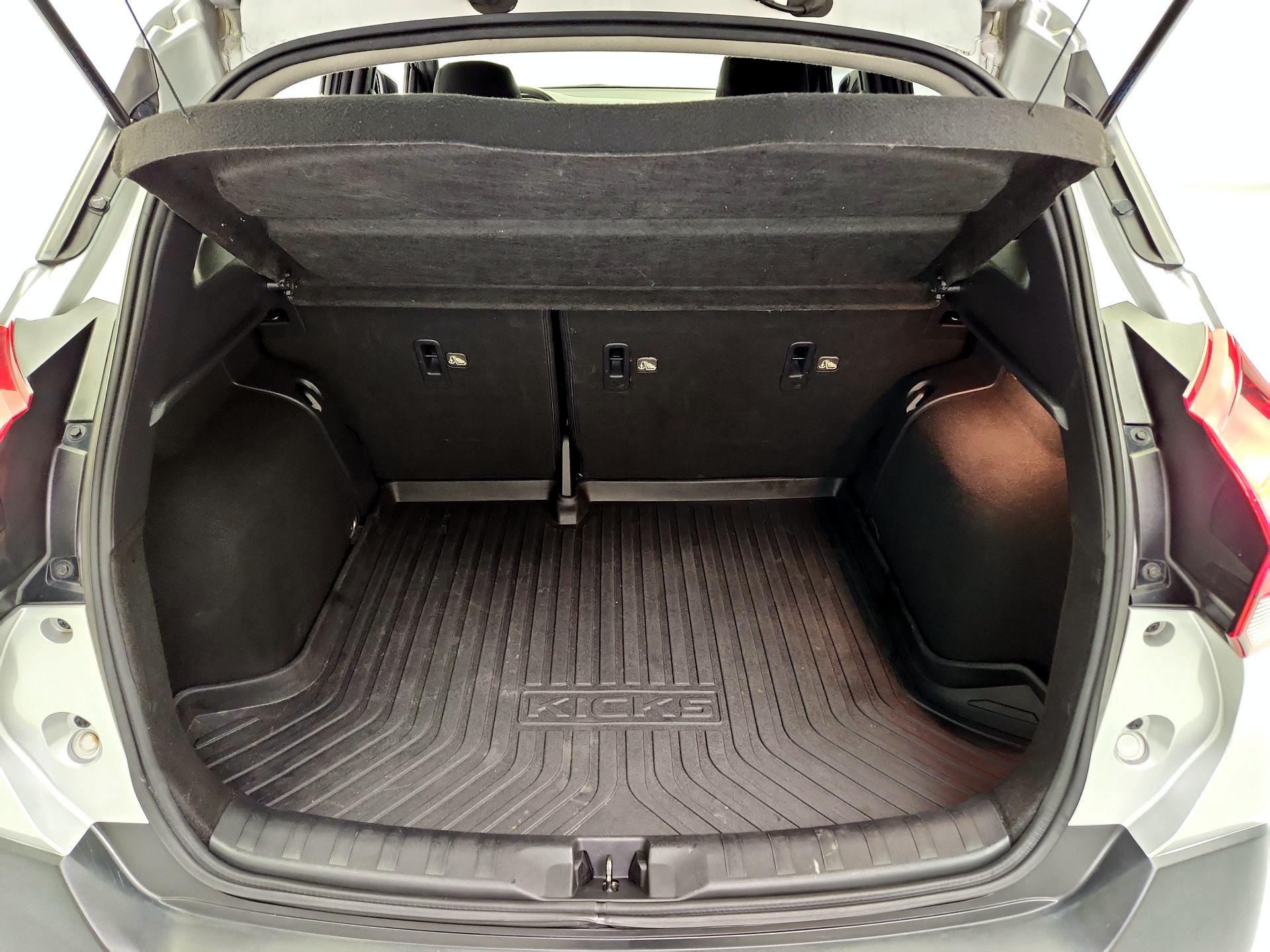 Thumbnail: 2019 Nissan Kicks - 20