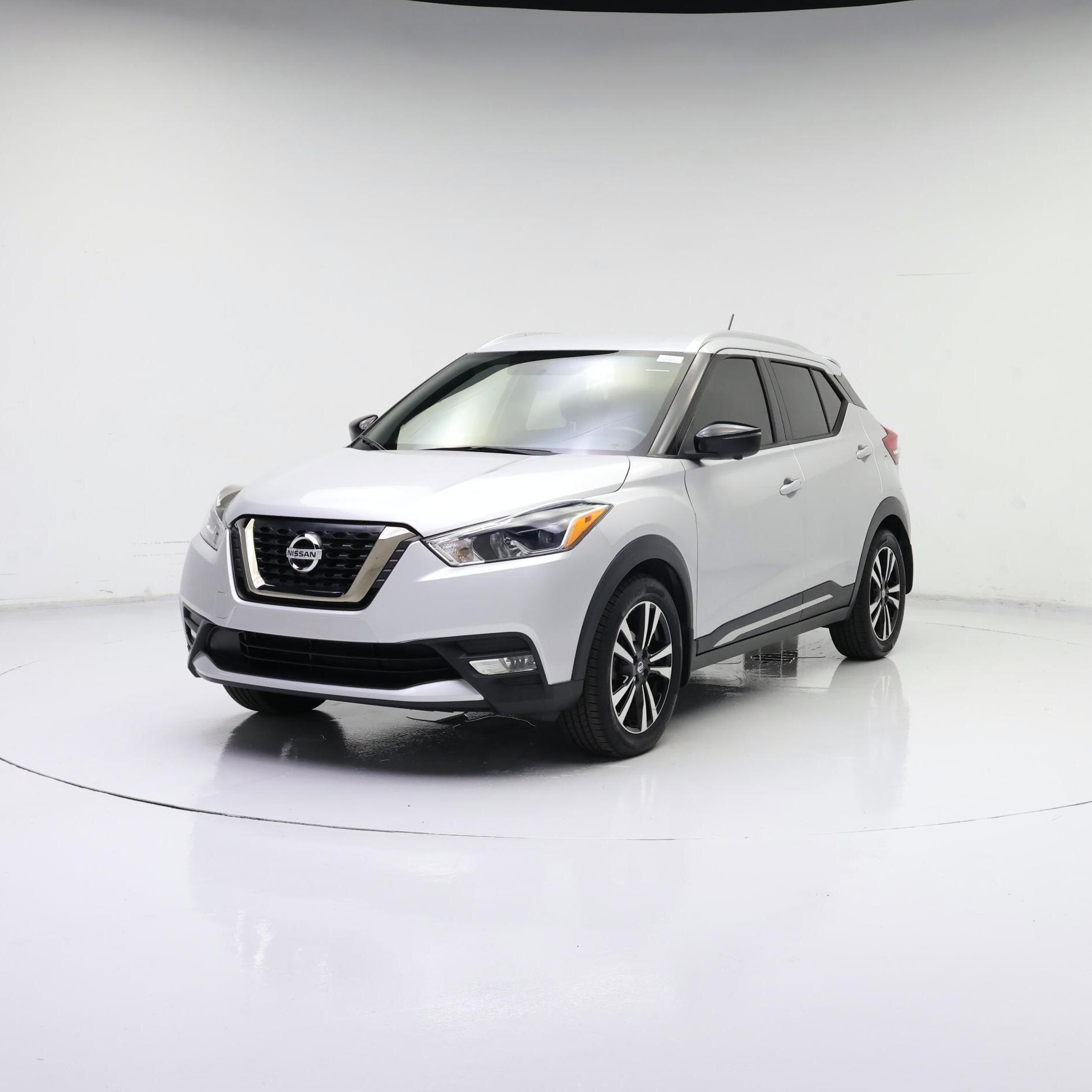 Thumbnail: 2019 Nissan Kicks - 4