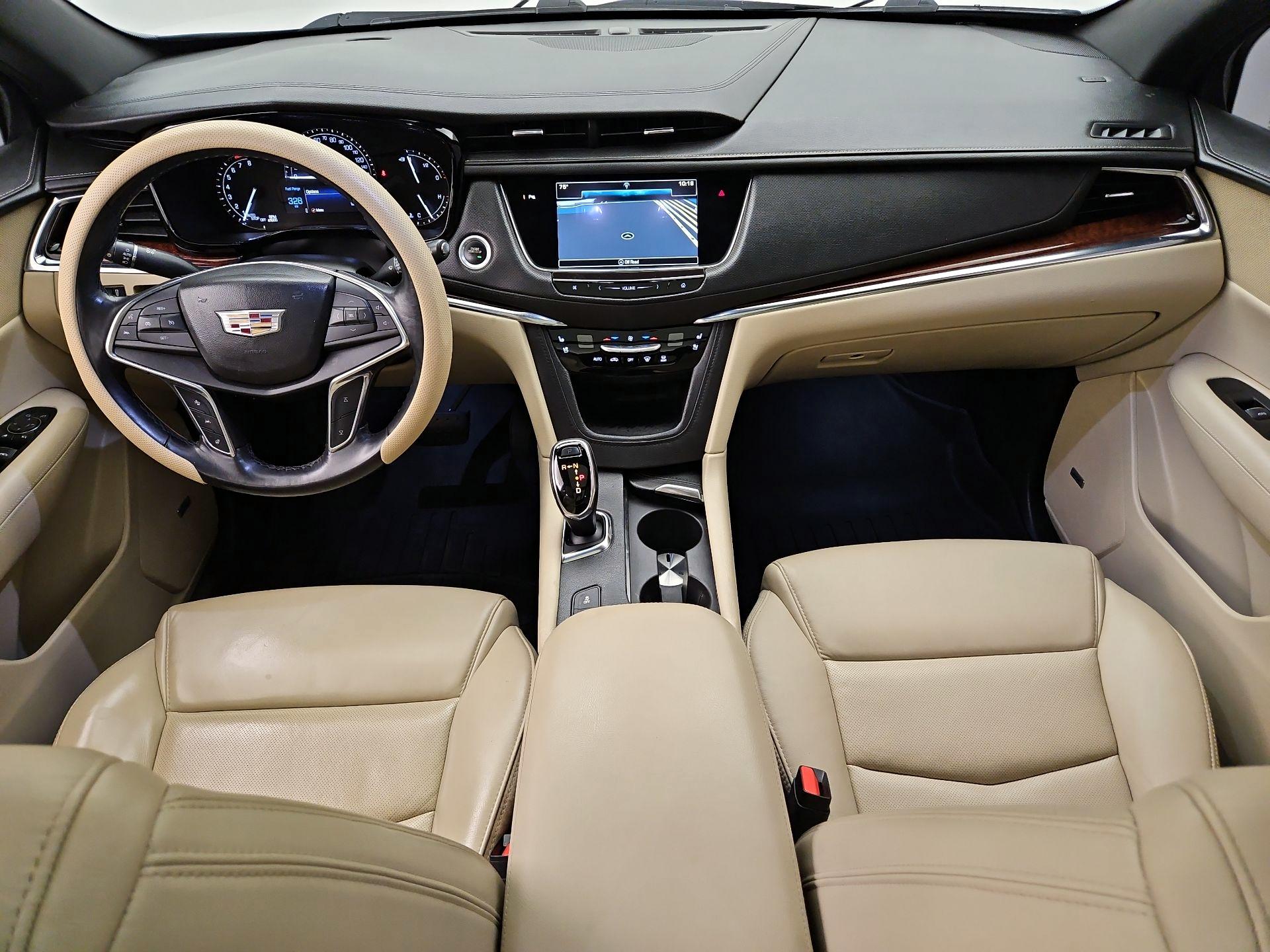 Thumbnail: 2018 Cadillac XT5 - 9