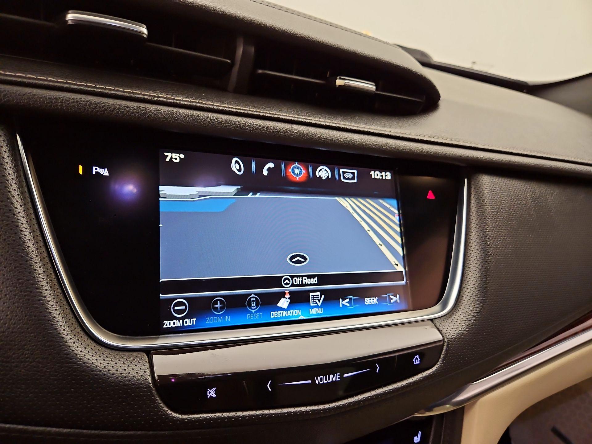 Thumbnail: 2018 Cadillac XT5 - 14