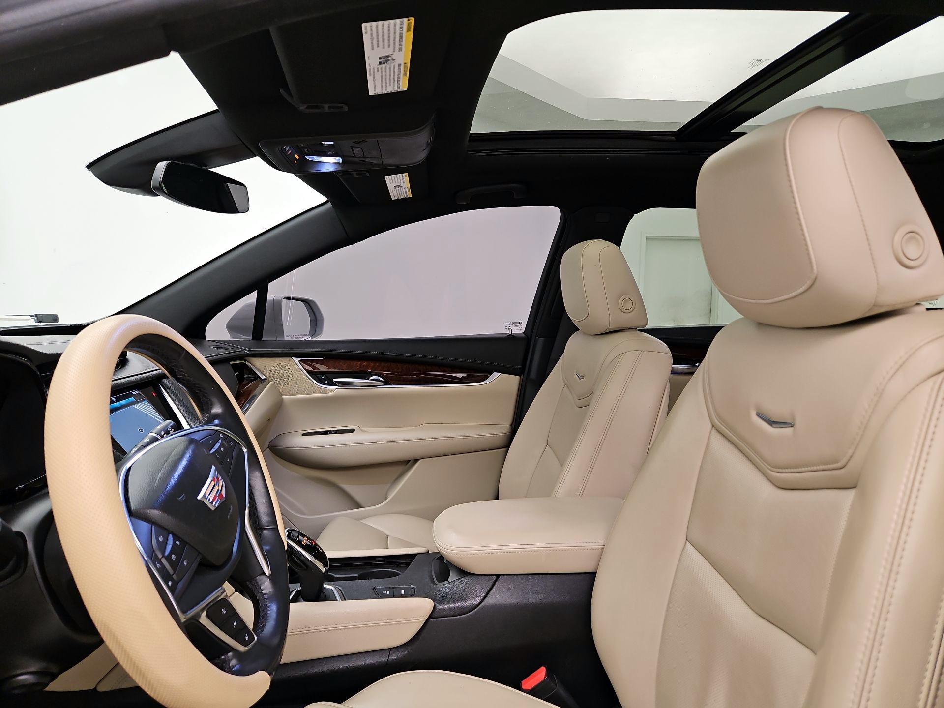 Thumbnail: 2018 Cadillac XT5 - 20