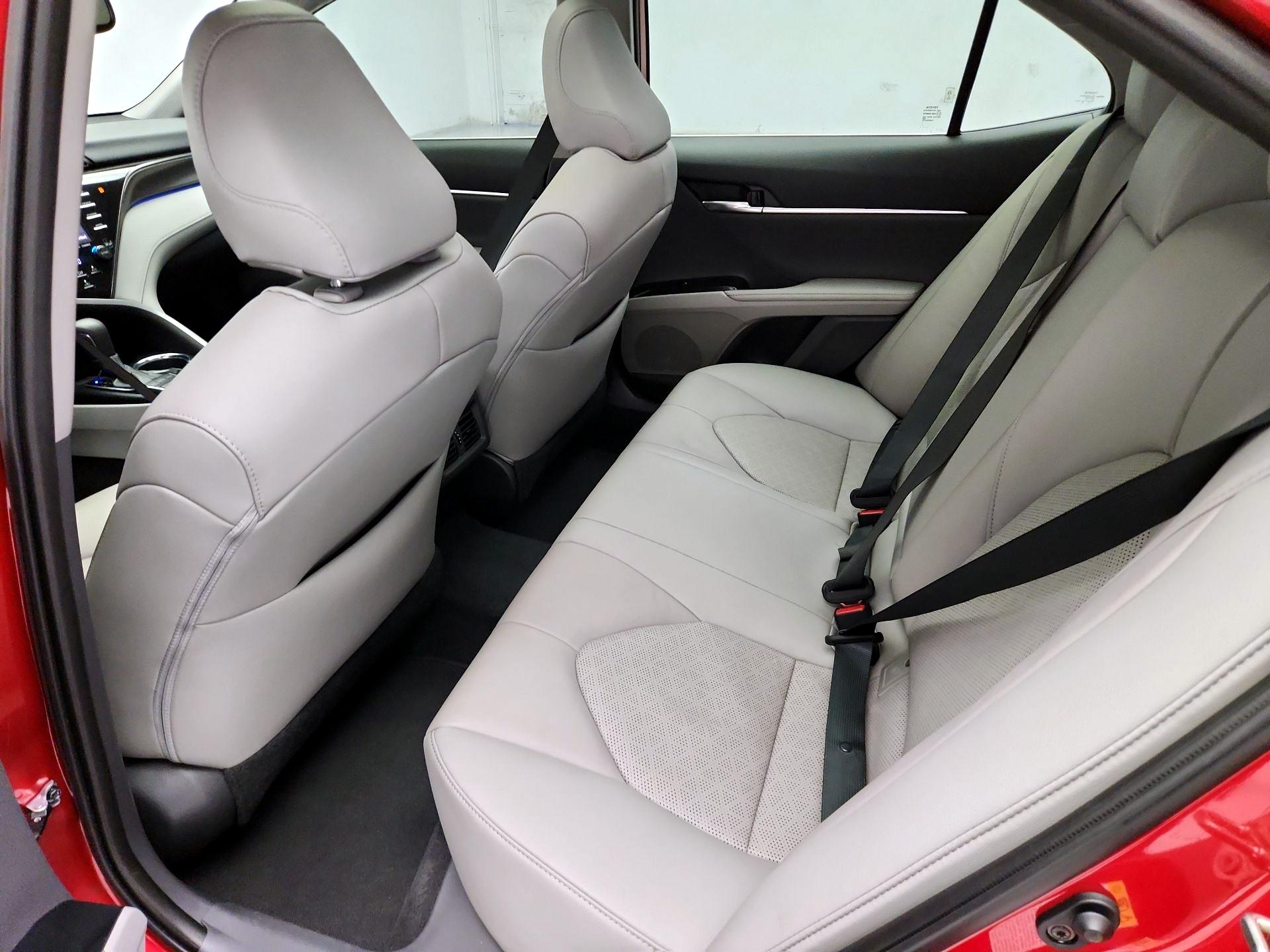 Thumbnail: 2019 Toyota Camry - 20