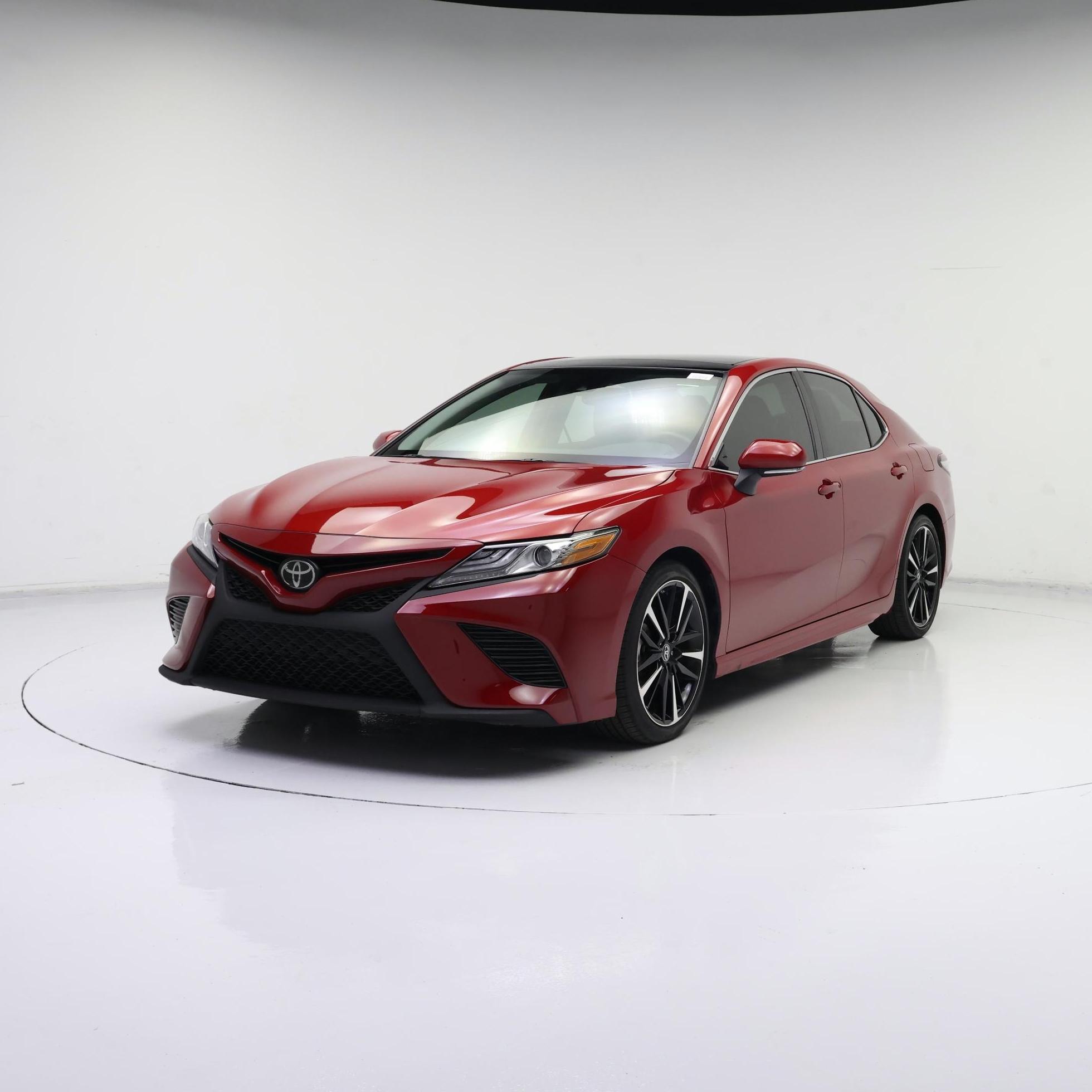 Thumbnail: 2019 Toyota Camry - 4