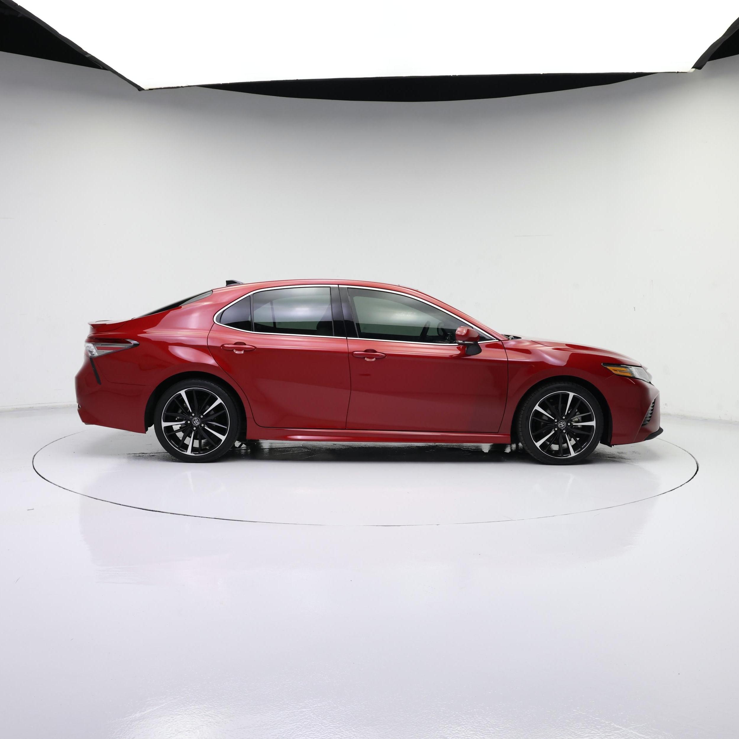 Thumbnail: 2019 Toyota Camry - 7